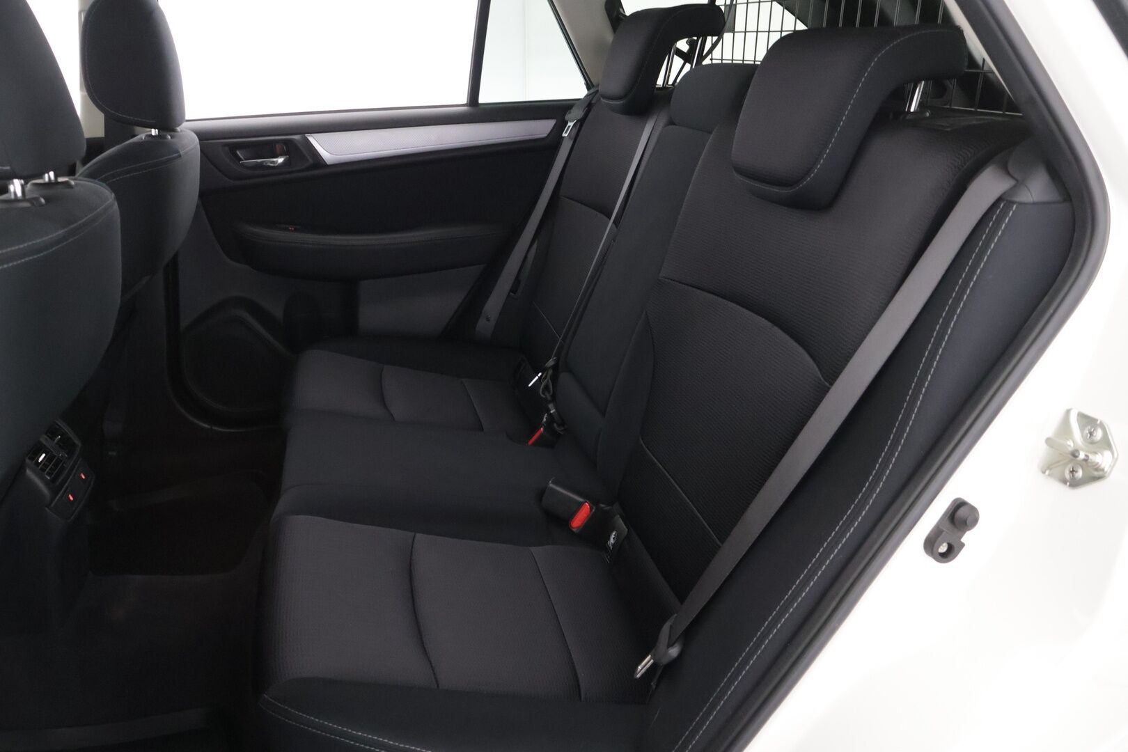 Subaru Outback 2017 2,5i Base Edition CVT *ACC / WEBASTO / KOUKKU / NELIVETO / RATINLÄMMITYS* - *Neliveto / Laadukas / Edullinen / Hyvin Varusteltu*