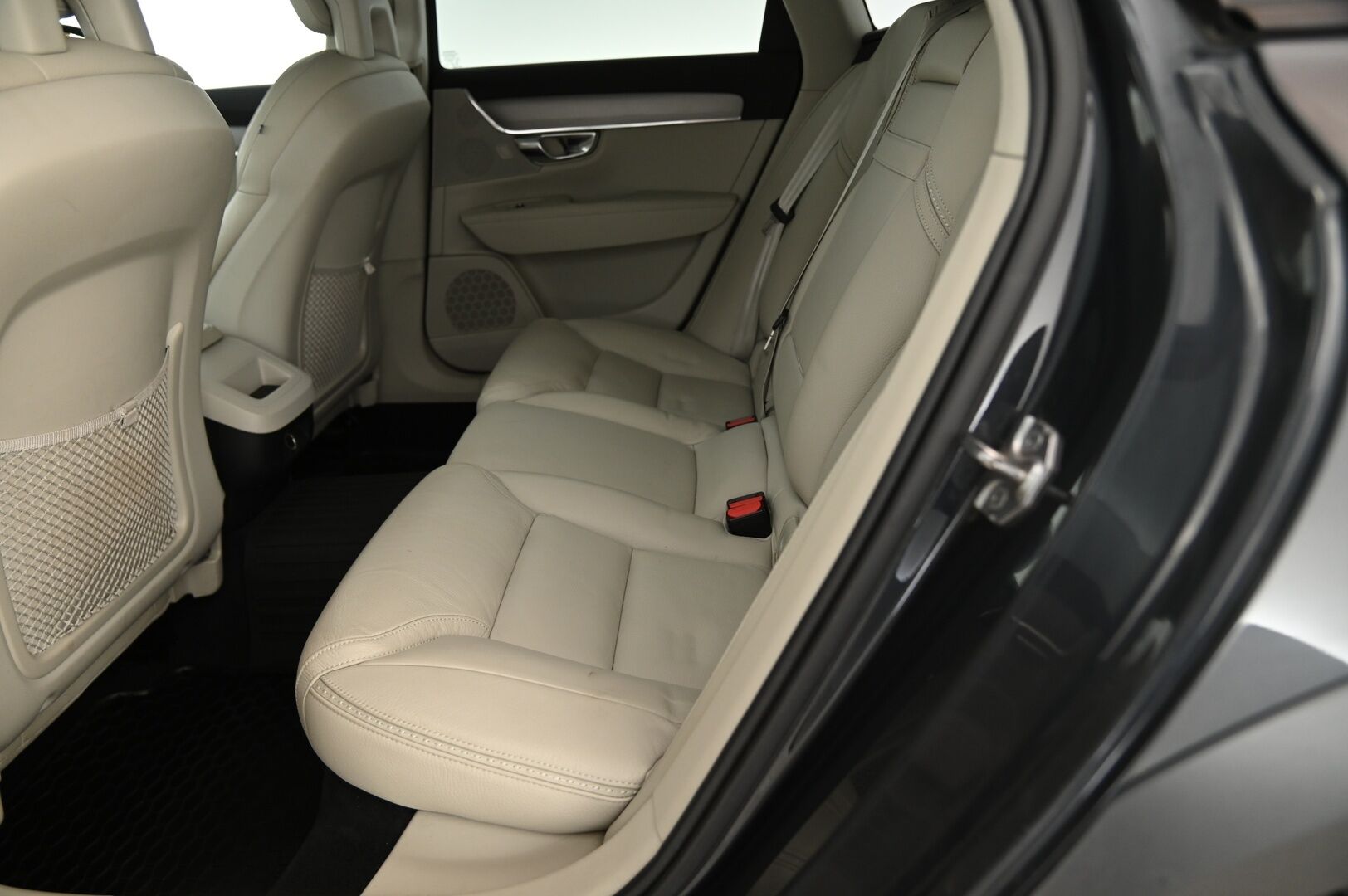 Volvo V90 Cross Country 2017 T5 AWD Business Pro aut - 3,99 % KORKOTARJOUS TÄHÄN AUTOON - *ACC / Pilot Assist / Suomi-auto / Merkkihuollettu / VOC / Muistipenkki / Nahat* 