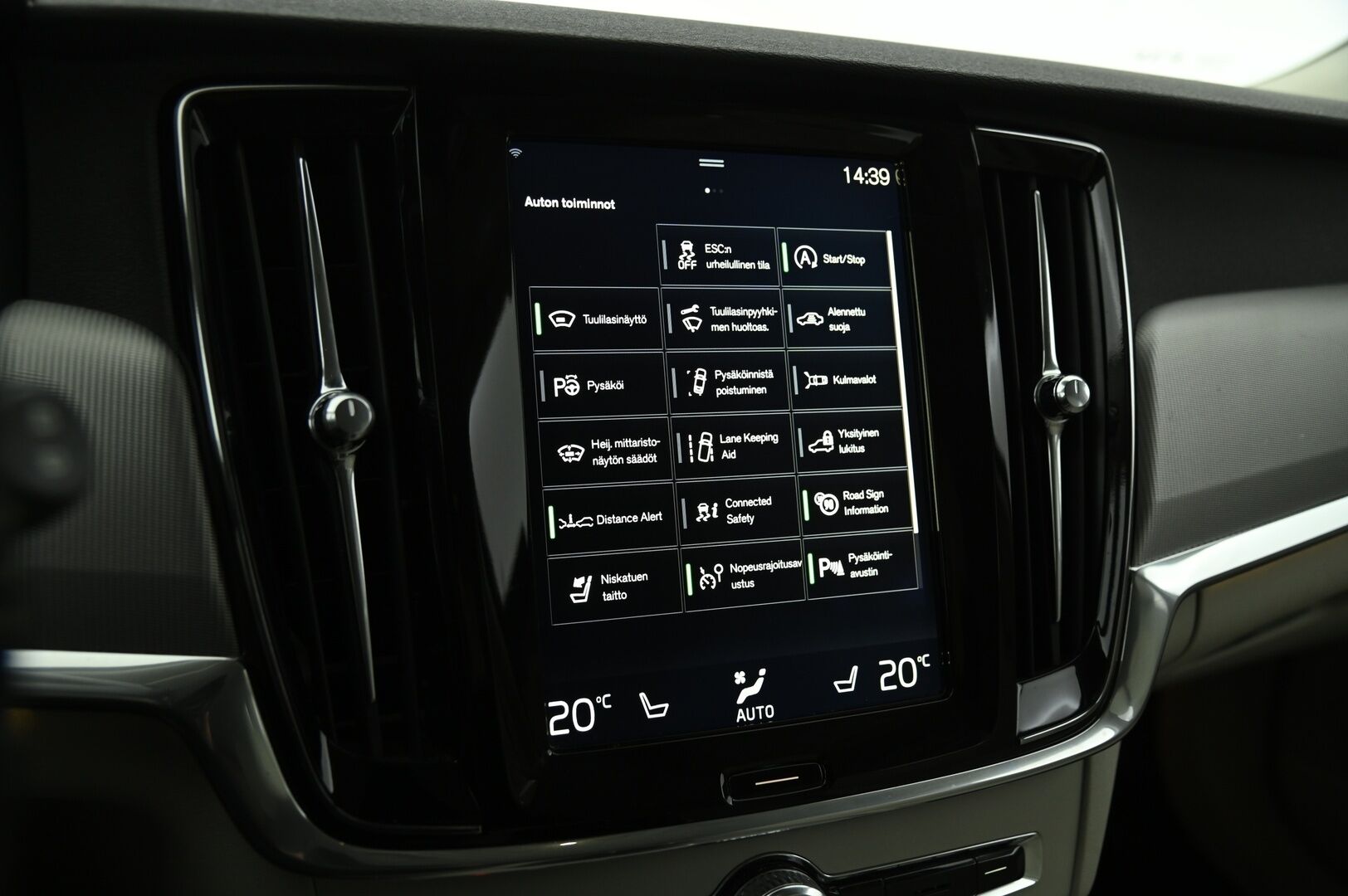 Volvo V90 Cross Country 2017 T5 AWD Business Pro aut - 3,99 % KORKOTARJOUS TÄHÄN AUTOON - *ACC / Pilot Assist / Suomi-auto / Merkkihuollettu / VOC / Muistipenkki / Nahat* 