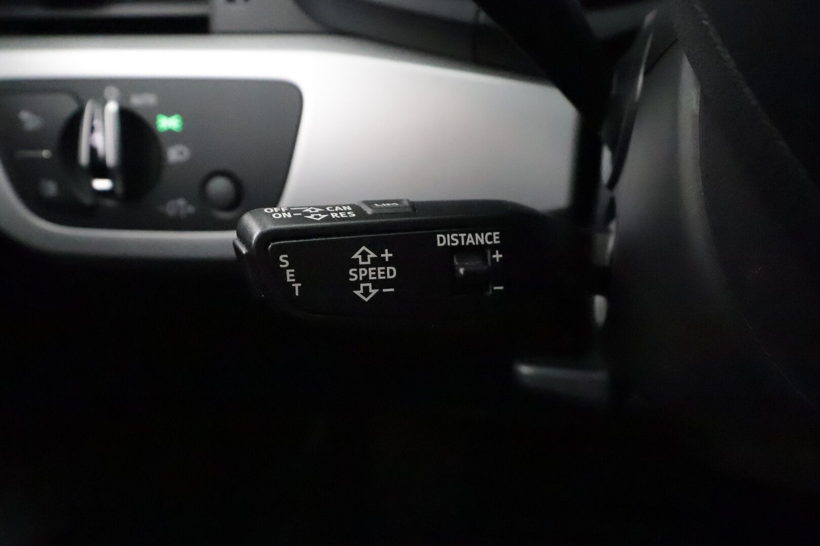 Audi A4 ALLROAD 2017 Land of quattro Edition 2,0 TDI 140 kW quattro S tronic - Webasto | Adapt.Vakkari | Koukku | Matrix LED | Navi | Sähköpenkit