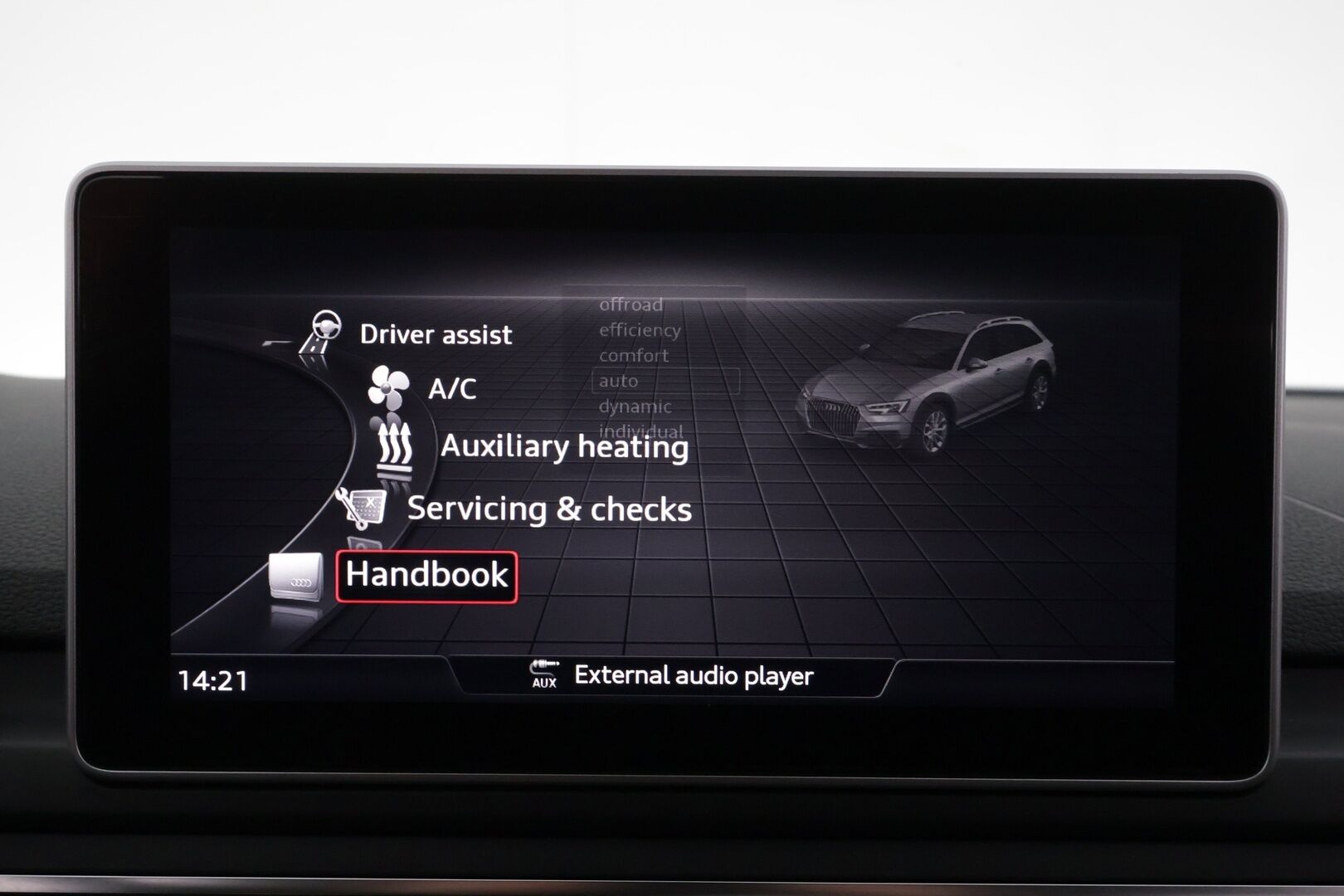 Audi A4 allroad quattro 2017 Land of quattro Edition 2,0 TDI 140 kW quattro S tronic * ACC / Koukku / Webasto / Matrix LED / Navi / Sähköpenkit * - Suomi-auto / Kahdet renkaat aluvanteilla - HULLUT AVAJAISHULINAT KORKOTARJOUS 3,29 %