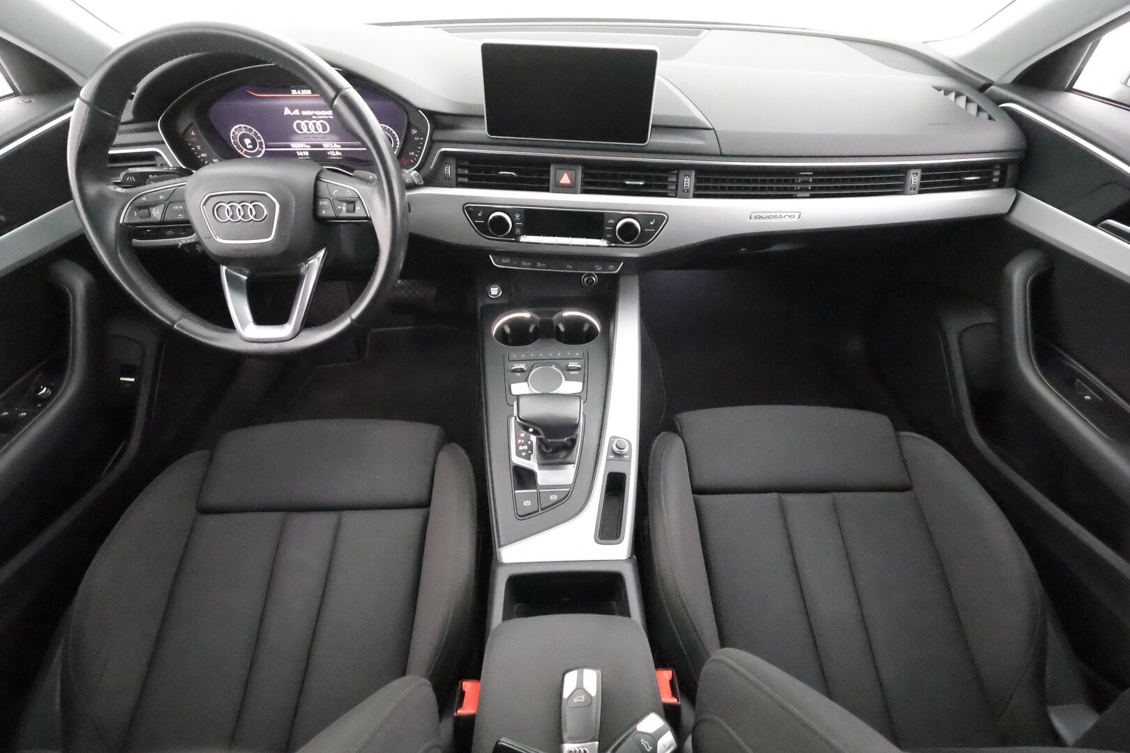 Audi A4 allroad quattro 2017 Land of quattro Edition 2,0 TDI 140 kW quattro S tronic * ACC / Koukku / Webasto / Matrix LED / Navi / Sähköpenkit * - Suomi-auto / Kahdet renkaat aluvanteilla - HULLUT AVAJAISHULINAT KORKOTARJOUS 3,29 %