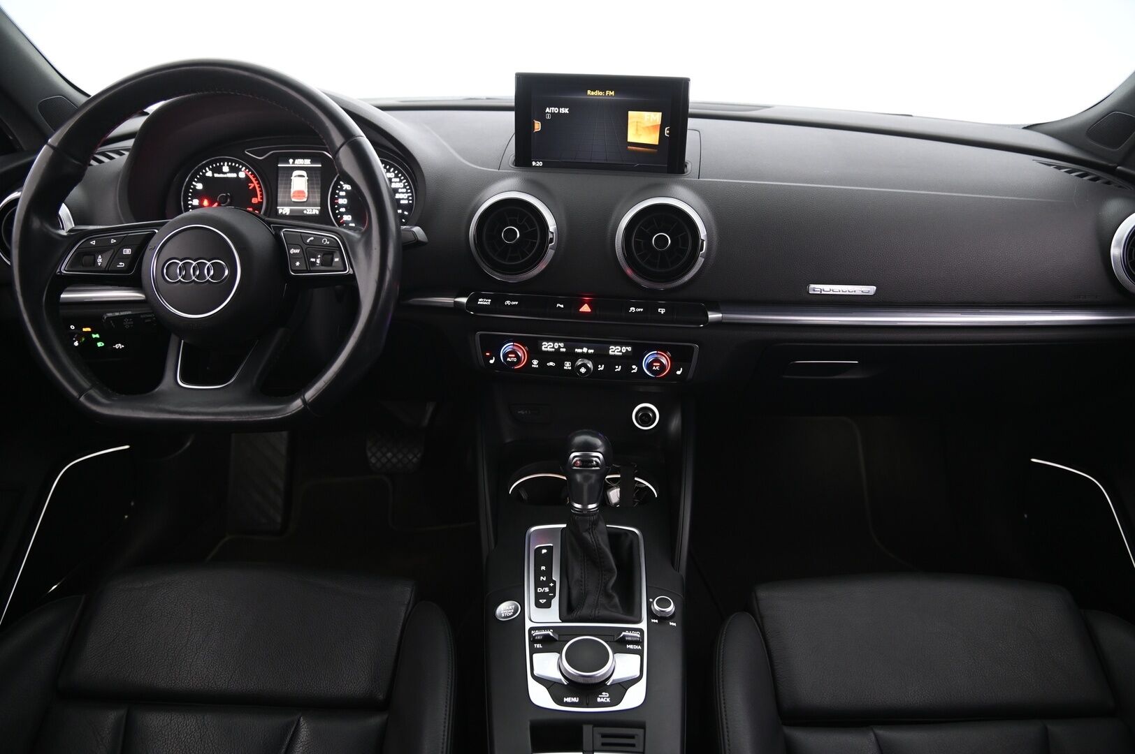 Audi A3 2017 Sportback Land of quattro Edition 2,0 TFSI 140 kW quattro S tronic *Ketju vaihdettu! / ACC / Webasto / B&O / Sporttipenkit / Flatbottom ratti / P*kamera / Suomi-auto* - *Uudet kesärenkaat! / Juuri saapunut!* - HULLUT AVAJAISHULINAT KORKOTARJOUS 3,29 %