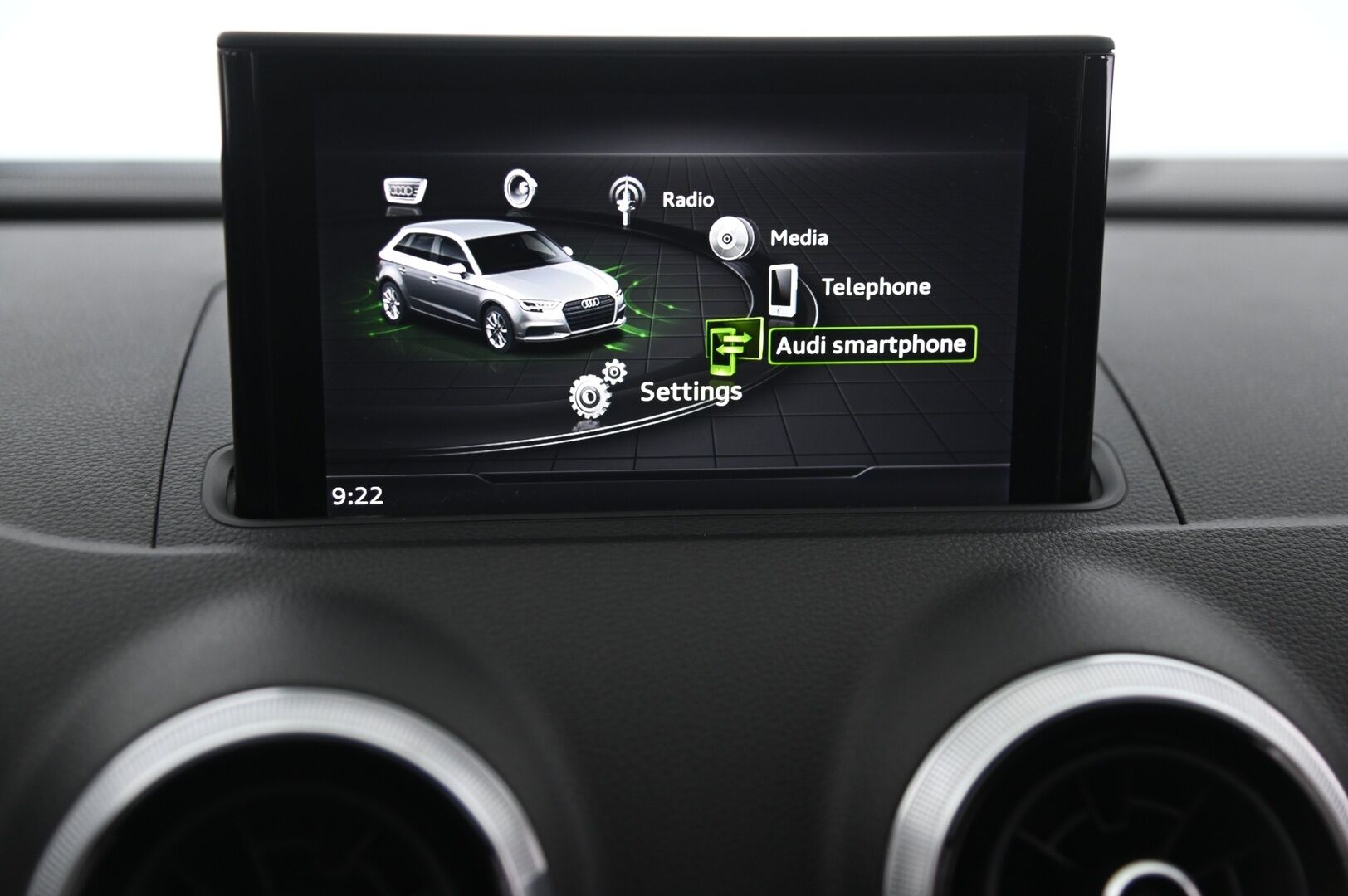 Audi A3 2017 Sportback Land of quattro Edition 2,0 TFSI 140 kW quattro S tronic *Ketju vaihdettu! / ACC / Webasto / B&O / Sporttipenkit / Flatbottom ratti / P*kamera / Suomi-auto* - *Uudet kesärenkaat! / Juuri saapunut!* - HULLUT AVAJAISHULINAT KORKOTARJOUS 3,29 %