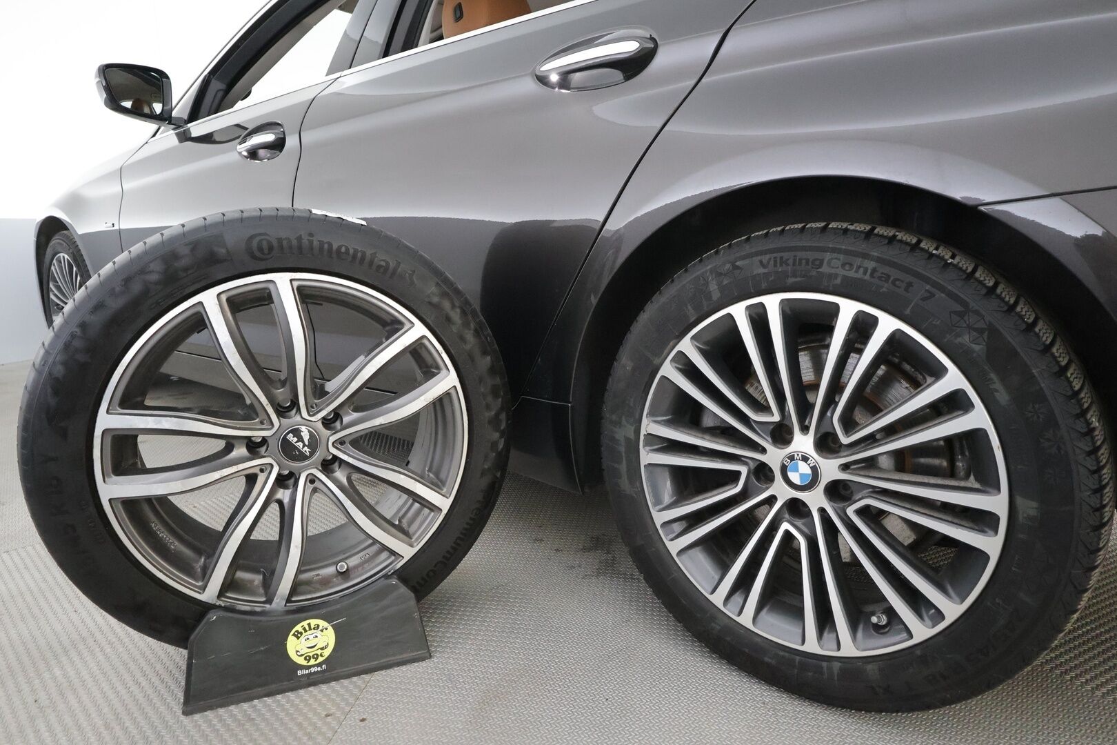 BMW 520 2017 G30 Sedan 520d A xDrive Business Comfort * Vakkari / P.kamera / Webasto / LED / Navi / Ruskeat nahat * - Suomi-auto / Kahdet renkaat aluvanteilla