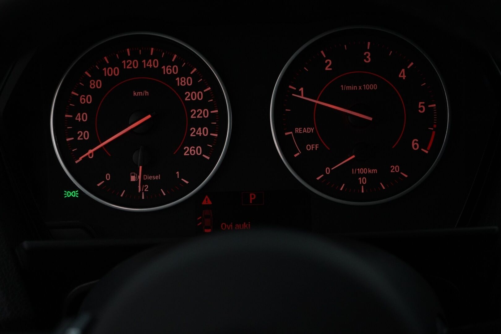 BMW 120 2017 F20 Hatchback A xDrive M Sport * Alcantara-sisusta / HiFit / Vakkari / Koukku / Tutkat * - Suomi-auto / Ei AdBlueta / Kahdet renkaat vanteilla 