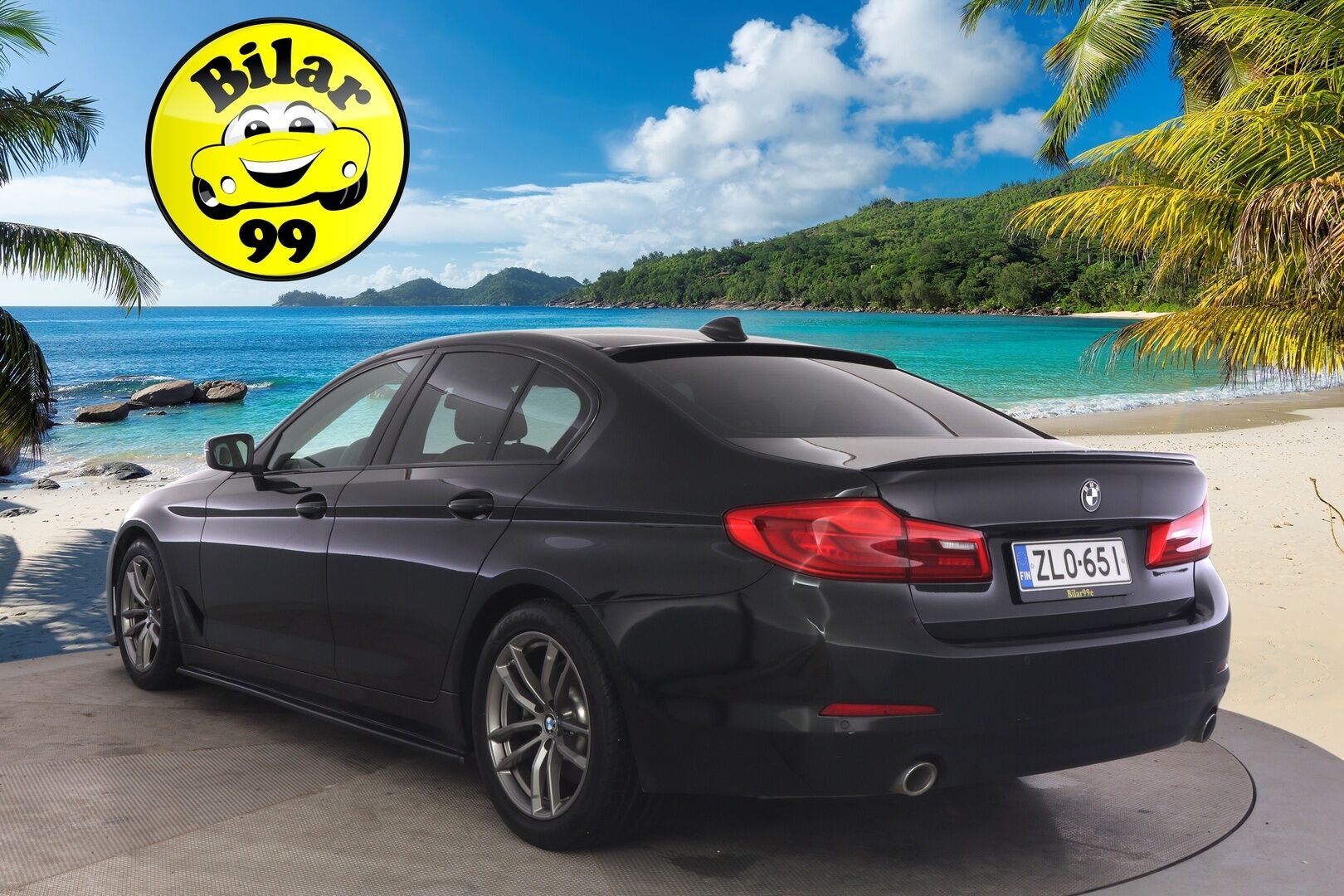 BMW 520 2017 G30 Sedan 520d A ED Business *Vaalea nahkasisusta / Kattoluukku / Ambient* - *Vähä ruokainen / M-sport look / Näyttävä* 