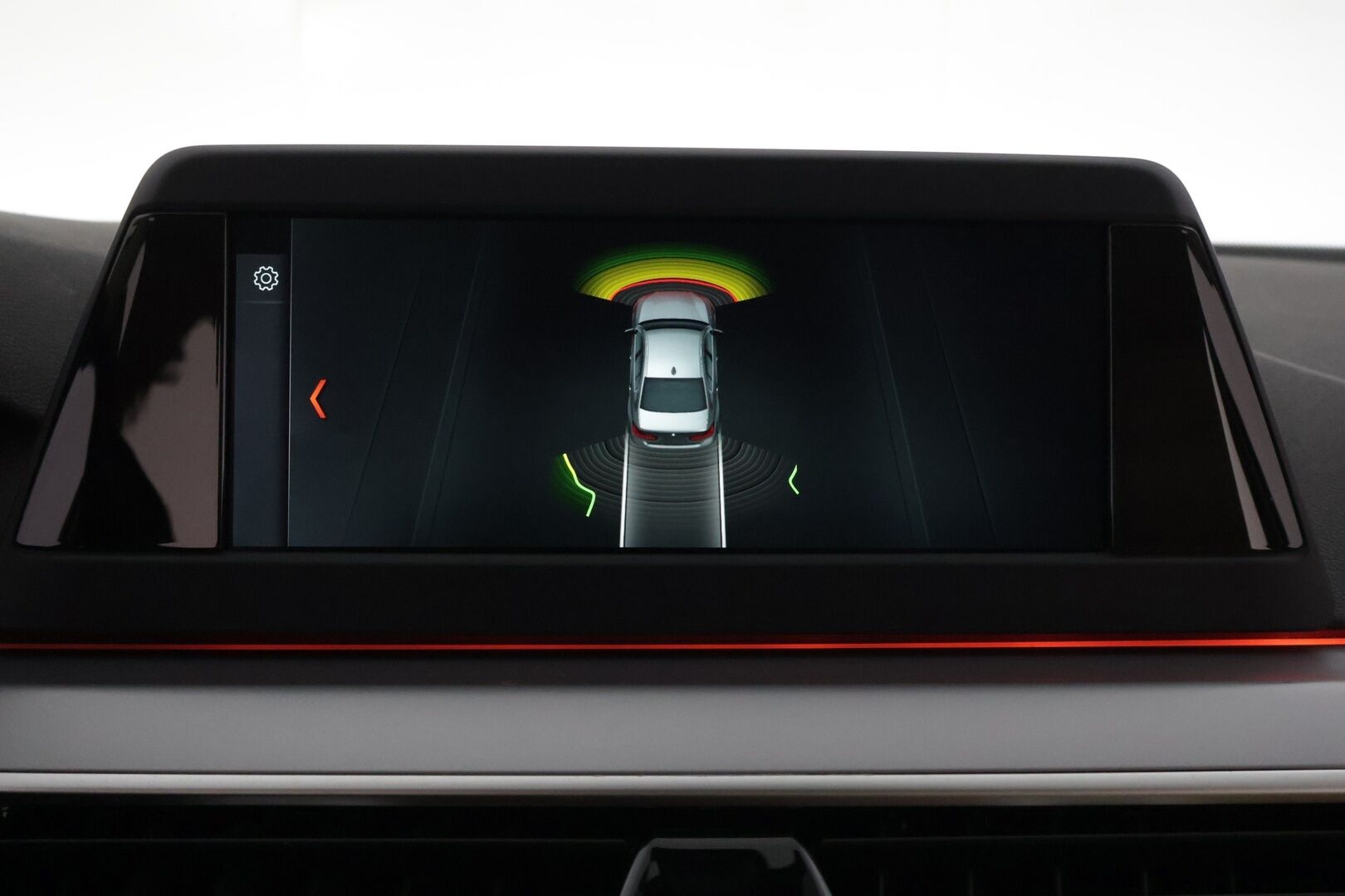 BMW 520 2017 G30 Sedan 520d A ED Business *Vaalea nahkasisusta / Kattoluukku / Ambient* - *Vähä ruokainen / M-sport look / Näyttävä*