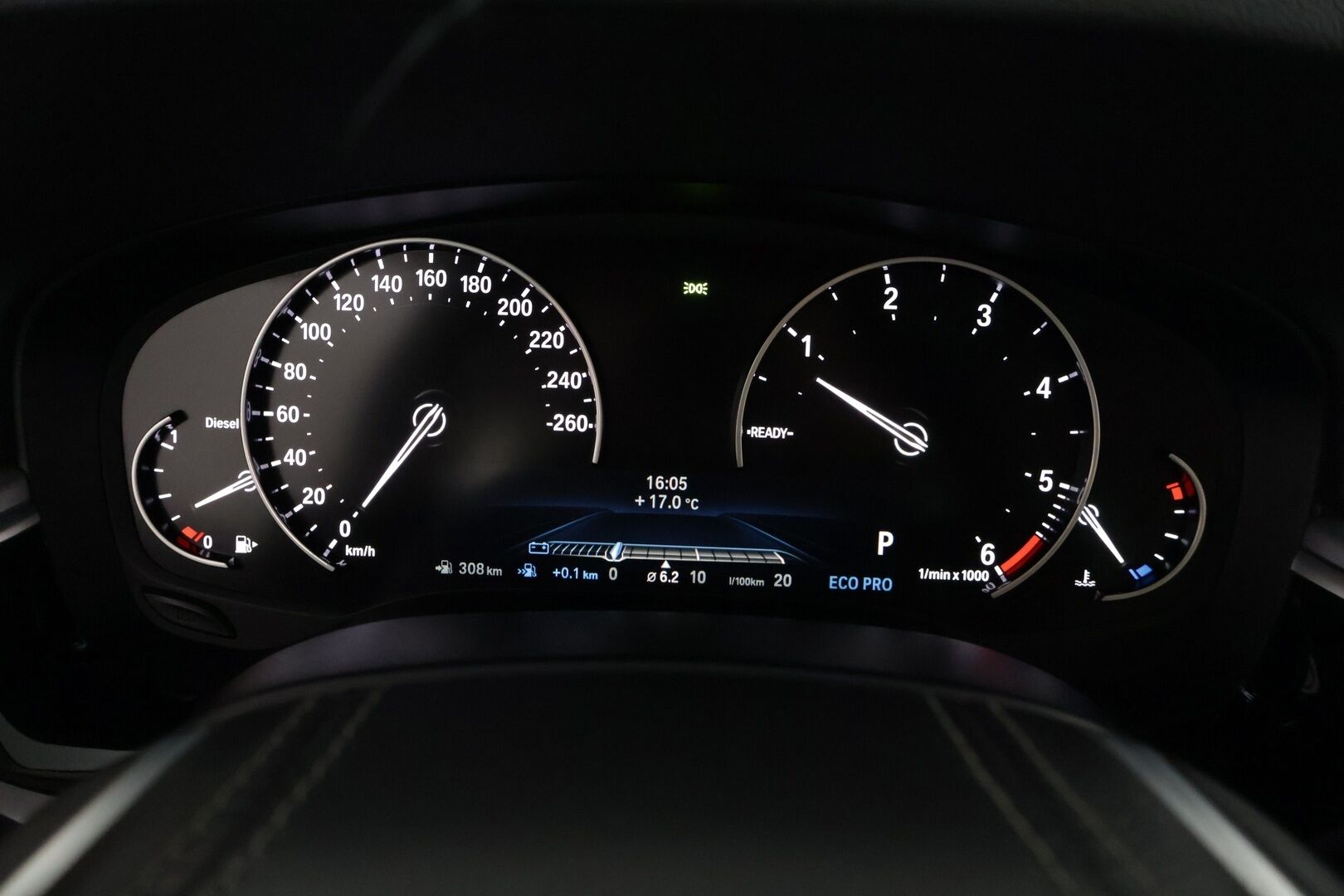 BMW 520 2017 G30 Sedan 520d A ED Business *Vaalea nahkasisusta / Kattoluukku / Ambient* - *Vähä ruokainen / M-sport look / Näyttävä*