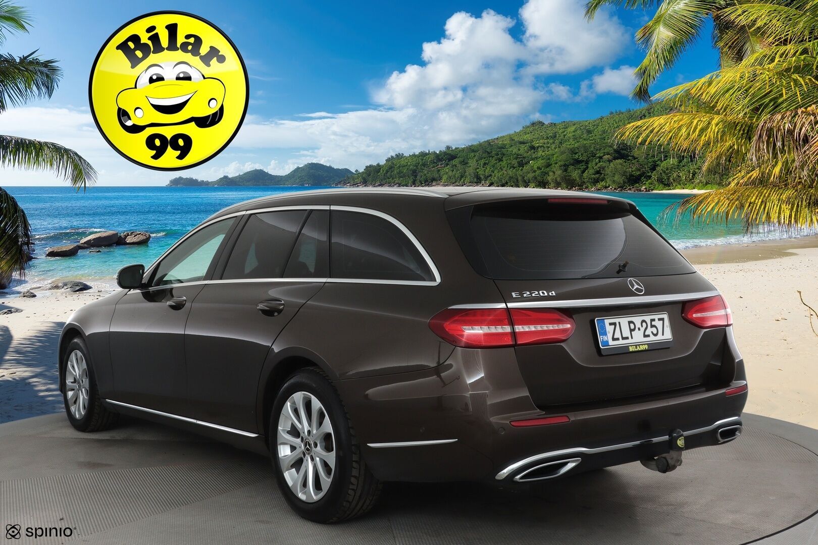 Mercedes-Benz E 2017 220 d T A Premium Business **LED-High Performance / P.Kamera / Lohkolämmitin / Sporttipenkit / Navi / Koukku** - Suomi-auto / Kahdet Renkaat