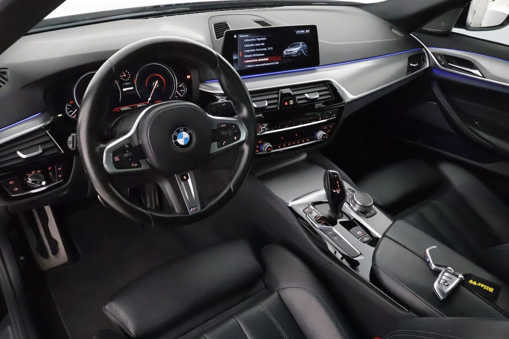 BMW 530 2017 G30 Sedan iPerformance Launch Edition M Sport ** P.Kamera / LED-valot / Sporttinahat / Harman/Kardon / Navi ** - Suomi-auto / Merkkihuollettu / 2x Renkaat / Akku Kuntotarkistettu! ETULASEISSA TUMMENUKSET!