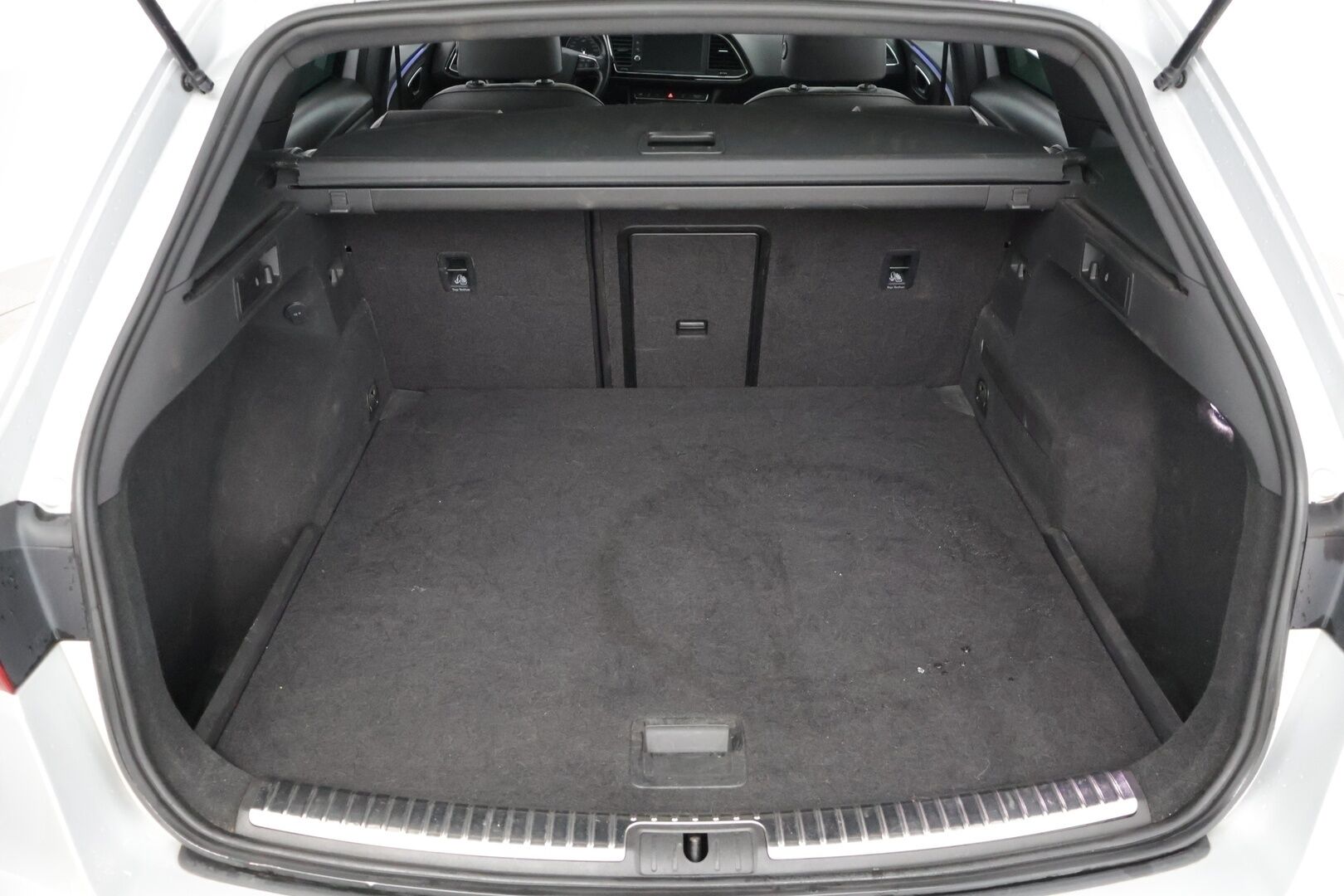 Seat Leon ST 2017 2,0 TSI 300 4DRIVE Cupra DSG *Panorama / ACC / Seat sound / Nahat* - *Kahdet renkaat ja vanteet!* - HULLUT AVAJAISHULINAT KORKOTARJOUS 3,29 %