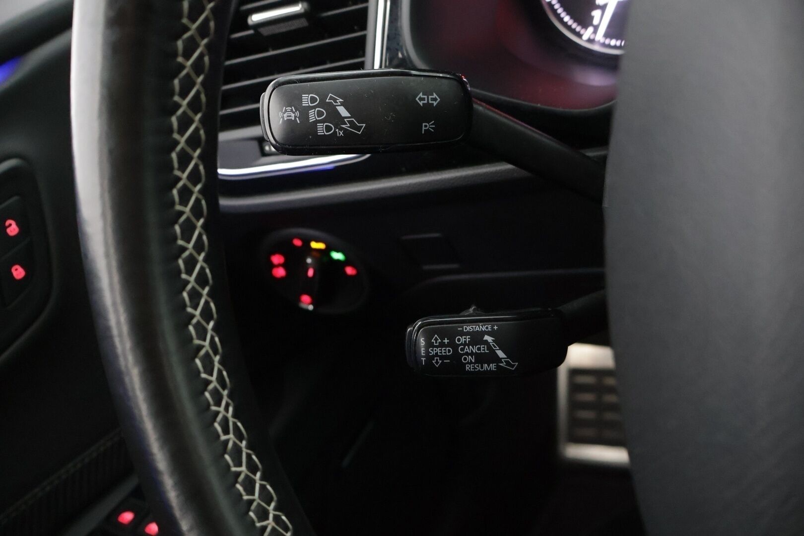 Seat Leon ST 2017 2,0 TSI 300 4DRIVE Cupra DSG *Panorama / ACC / Seat sound / Nahat* - *Kahdet renkaat ja vanteet!* - HULLUT AVAJAISHULINAT KORKOTARJOUS 3,29 %