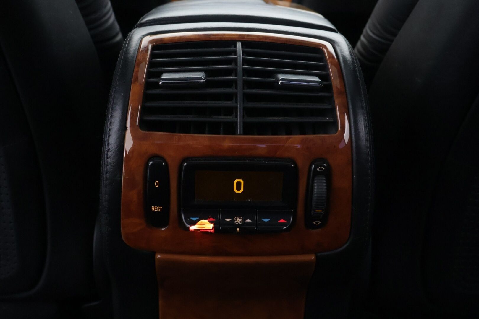 Mercedes-Benz S 55 AMG 2000 AMG Sedan 5.4L V8 * YritysOutlet - Myydään vain yrityksille *