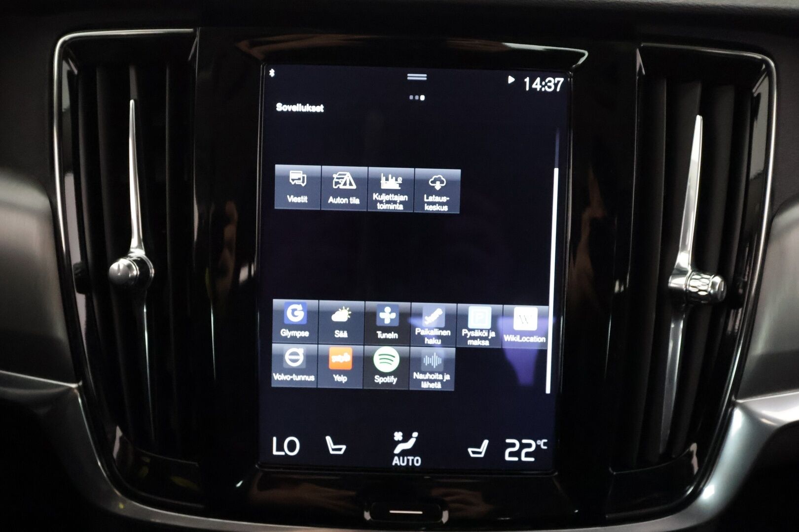 Volvo S90 2017 D3 Momentum aut - | ACC | Pilot Assist | Full-LED | Digimittaristo | Koukku | Webasto | Navi | Keyless | 360° | Lämmitettävä ohjauspyörä | Kahdet renkaat | 1.om Suomi-auto | Merkkihuollot |