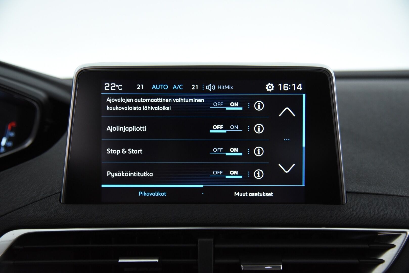 Peugeot 3008 2017 Allure PureTech 130 Automaatti / Suomi.Auto / Vakkari / LED-valot / Peruutustutkat / App-Connect / - Erinomaiset lisävarusteet / Jakohihna tehty / Auto kuntotarkastettu!