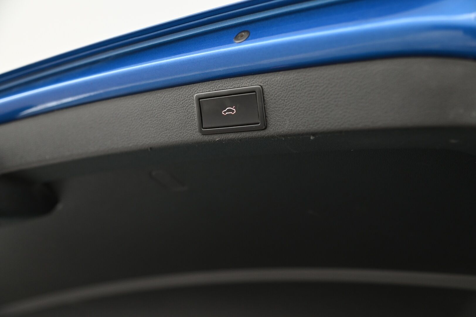 Skoda Octavia 2018 Combi 1,5 TSI Style DSG Autom. *Webasto / P.Kamera / Keyless / Jakopää tehty!* - *Vaaleat nahat / Smartlink / Irroitettava koukku / Suomi-auto / Kahdet renkaat ja vanteet* Juuri saapunut!