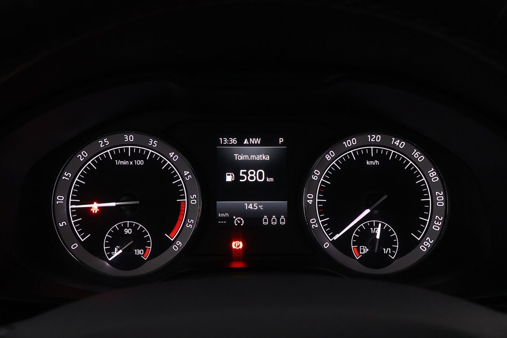 Skoda Kodiaq 2018 2,0 TDI 150 Ambition DSG Autom. * Webasto / Vetokoukku / Adapt.LED / KeylessGo / Navi / Front Assist - Juuri huollettu / Jakopää tehty / Juuri tullut Tampereelle! - HULLUT BLACKWEEK JATKOT - KORKOTARJOUS 2,49%