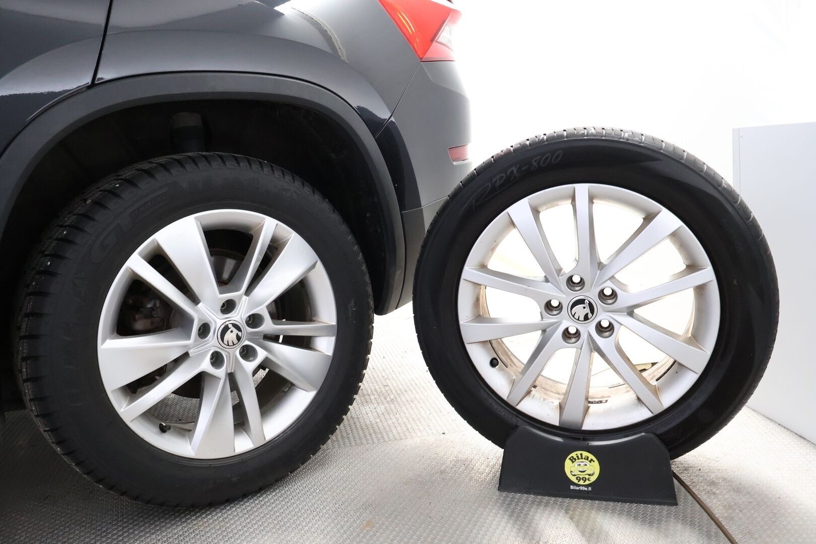 Skoda Kodiaq 2018 2,0 TDI 150 Ambition DSG Autom. * Webasto / Vetokoukku / Adapt.LED / KeylessGo / Navi / Front Assist - Juuri huollettu / Jakopää tehty / Juuri tullut Tampereelle! - HULLUT BLACKWEEK JATKOT - KORKOTARJOUS 2,49%