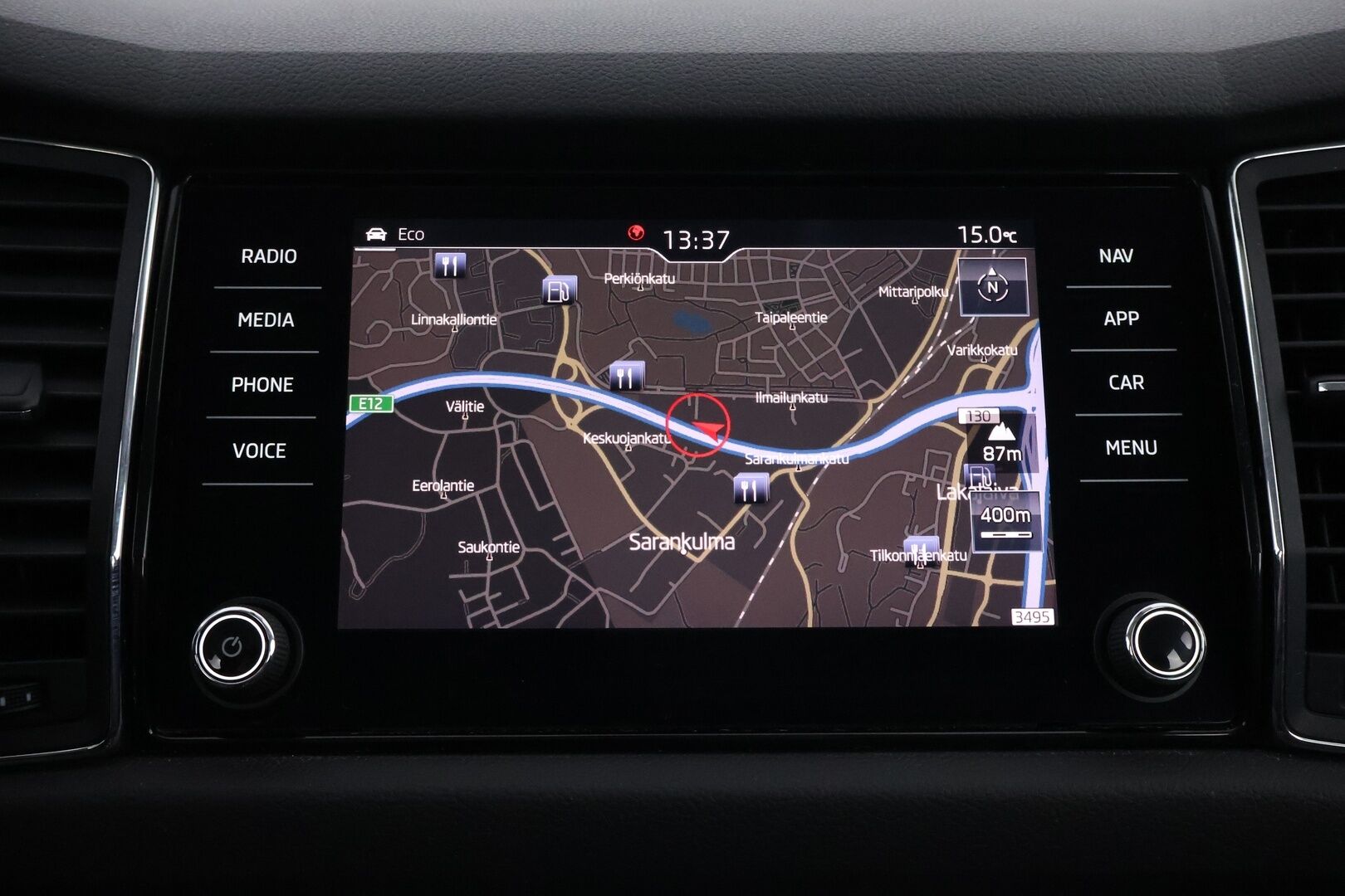 Skoda Kodiaq 2018 2,0 TDI 150 Ambition DSG Autom. * Webasto / Vetokoukku / Adapt.LED / KeylessGo / Navi / Front Assist - Juuri huollettu / Jakopää tehty / Juuri tullut Tampereelle! - HULLUT BLACKWEEK JATKOT - KORKOTARJOUS 2,49%