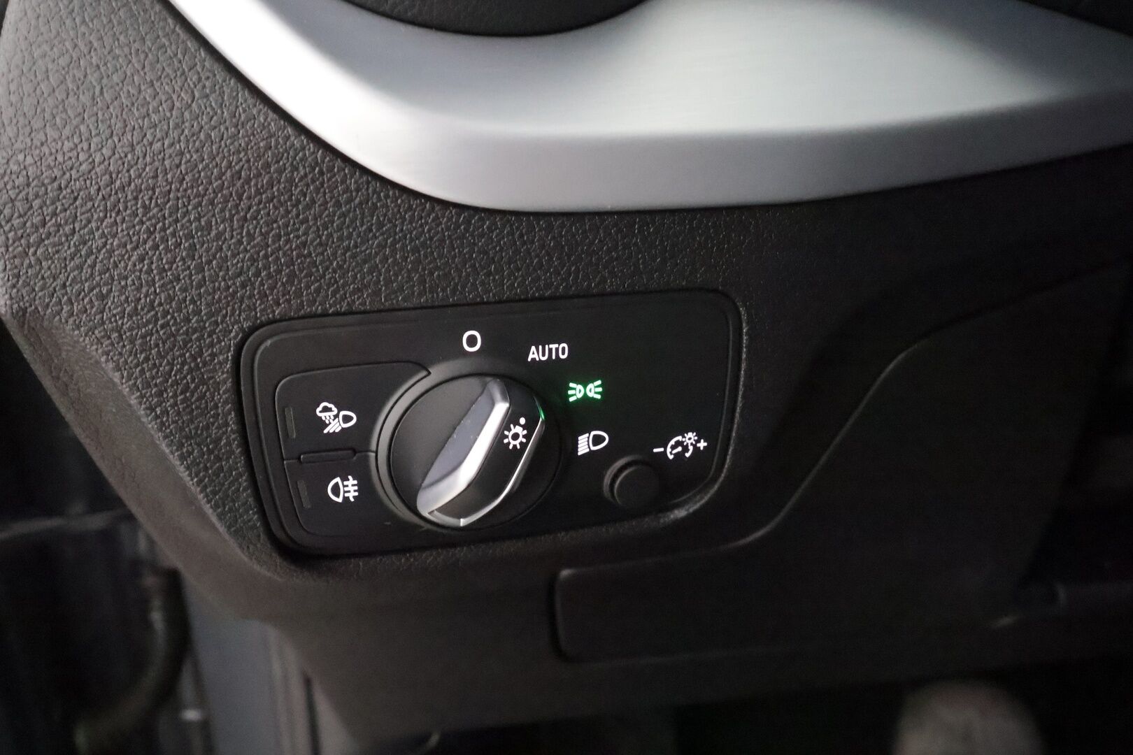 Audi Q2 2018 Business Sport Plus Edition 1,4 TFSI 110kw S-tronic * 1-om. Suomi-auto / Vakkari / P.tutkat / LED / Apple&Android / Lohkolämmitin *