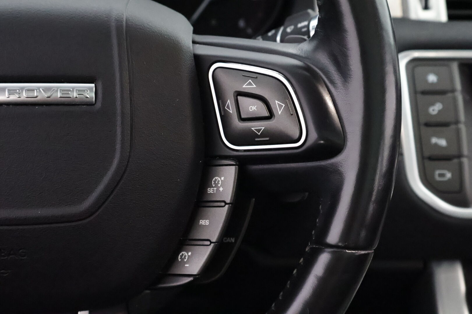Land Rover Range Rover Evoque 2018 2,0 TD4 150 Aut SE Dynamic Business LE - MYYDÄÄN HUUTOKAUPAT.COM!