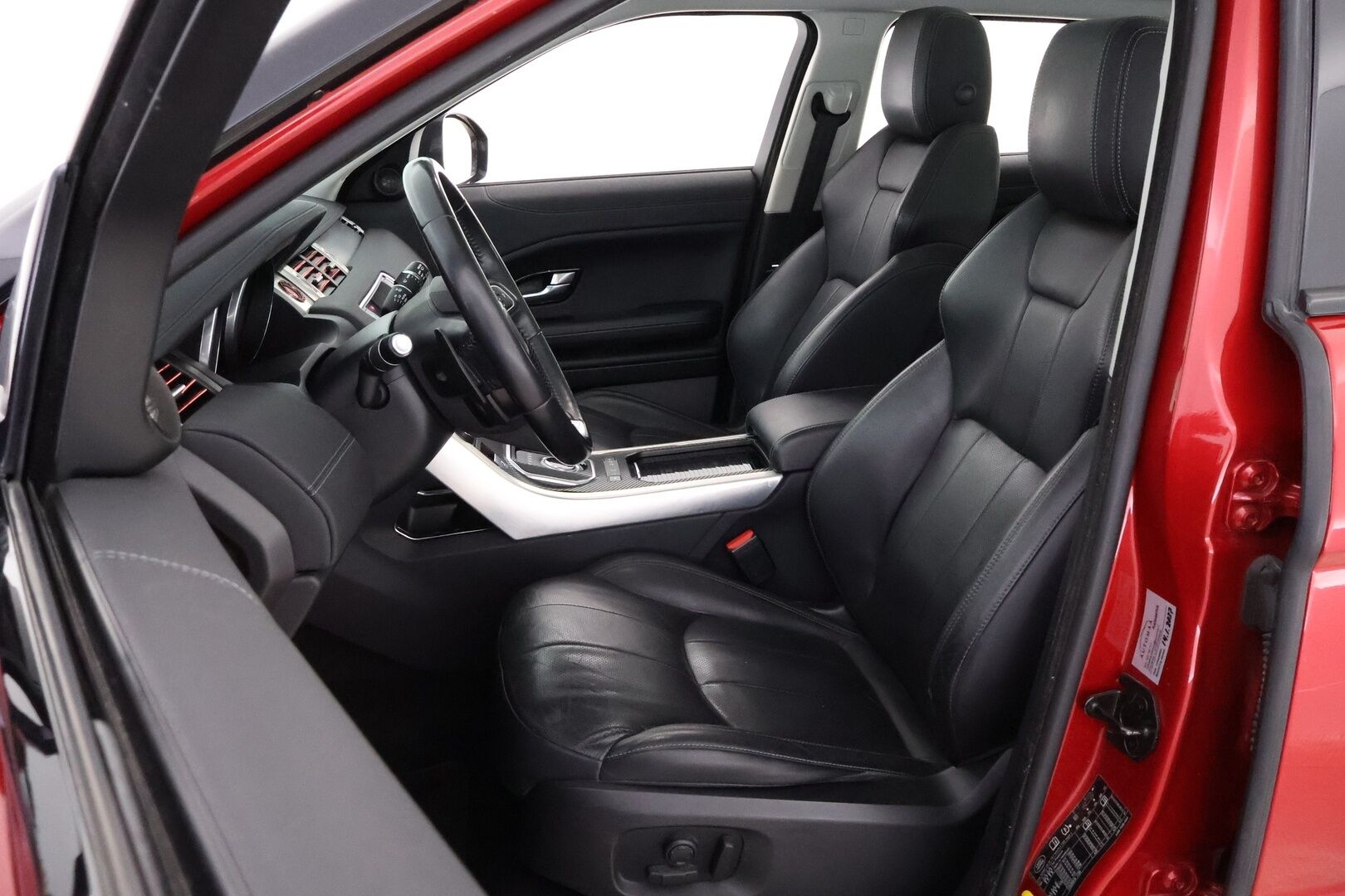 Land Rover Range Rover Evoque 2018 2,0 TD4 150 Aut SE Dynamic Business LE - Suomiauto | Webasto | Vetokoukku | Nahkasisusta | Panorama | Premium Sound System | Peruutuskamera | Ketju vaihdettu!