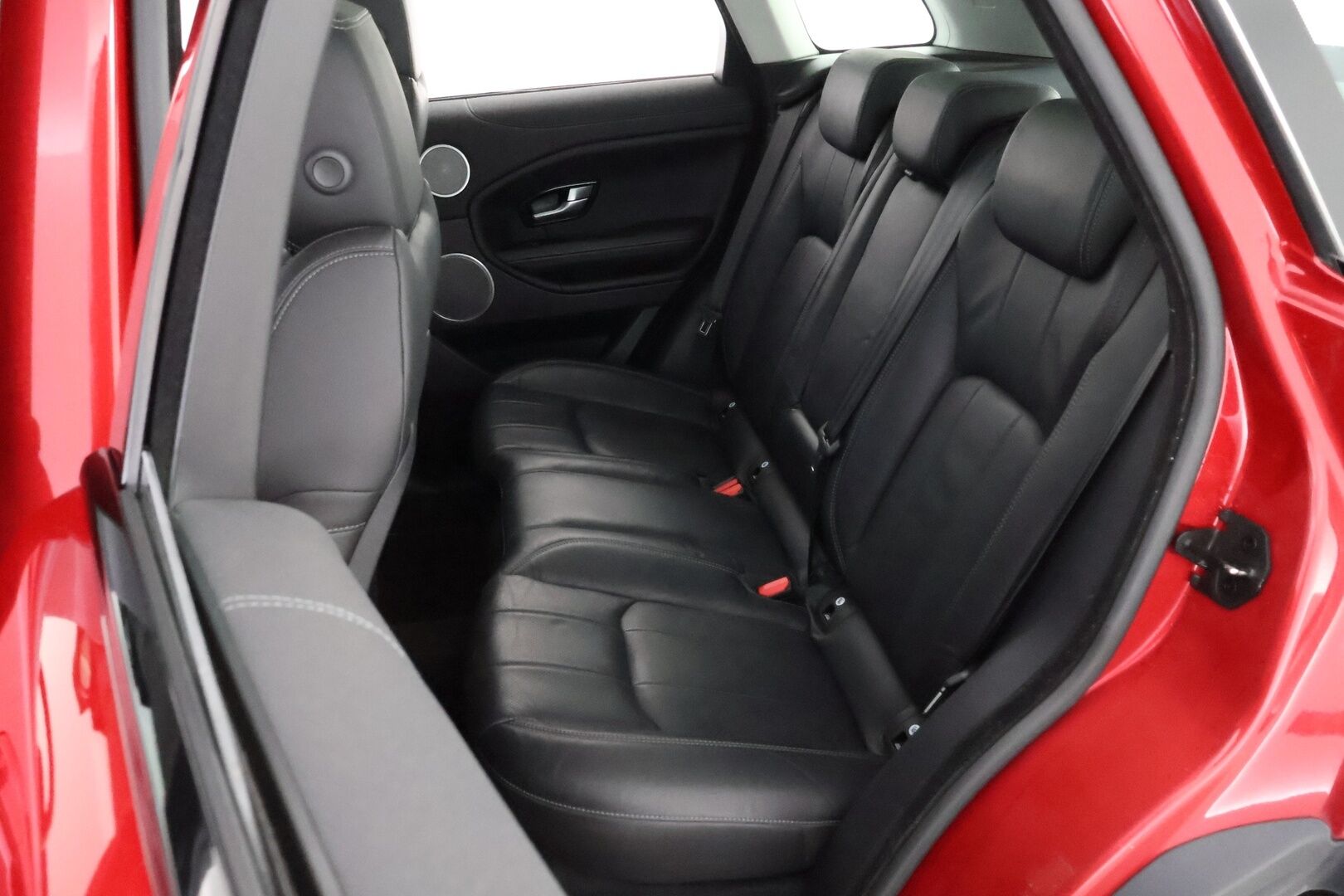 Land Rover Range Rover Evoque 2018 2,0 TD4 150 Aut SE Dynamic Business LE - Suomiauto | Webasto | Vetokoukku | Nahkasisusta | Panorama | Premium Sound System | Peruutuskamera | Ketju vaihdettu!