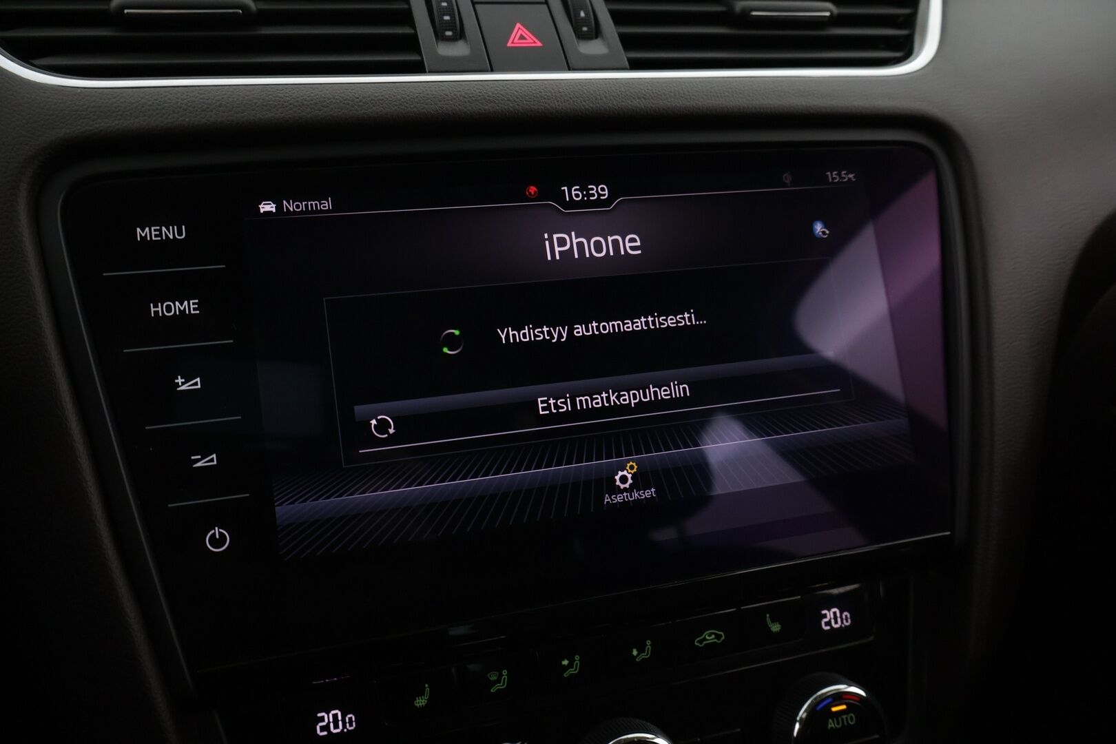 Skoda Octavia 2017 Combi 2,0 TDI 150 L&K DSG Autom. / Ei AD-Blueta / Sähköpenkki muistilla / ACC / Vetokoukku - Super Varusteet / Siisti Yksilö / Viimeisimpiä Lajiaan 