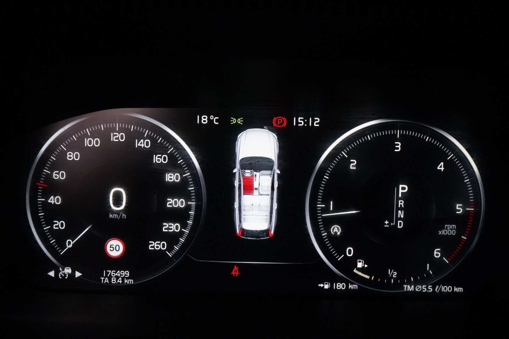Volvo V90 2018 D3 Momentum aut - ACC | Pilot assist | LED | Webasto | Ratin lämmitys | Suomi-auto | Kahdet renkaat alumiinivanteilla | Särmä huoltohistoria!