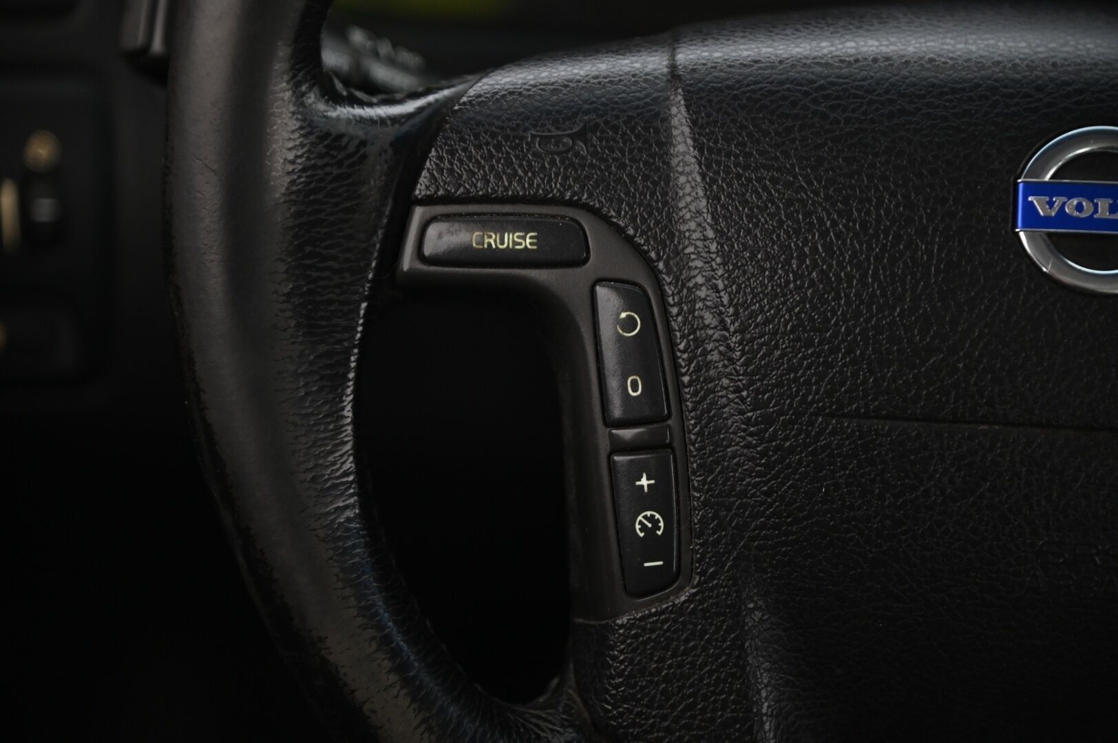 Volvo V70 2006 V70 2,4 Bi-Fuel Summum *Myydään Huutokaupat.com*