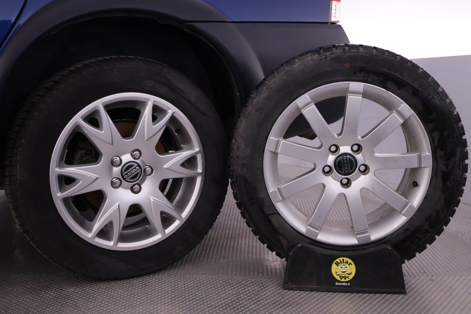 Volvo XC70 2005 Ocean Race D5 5ov - | Koukku | Four-C | Lohko | 2x Hyvät Renkaat Volvon Aluilla | Lasikattoluukku | Kuskilla Muistipaikka |