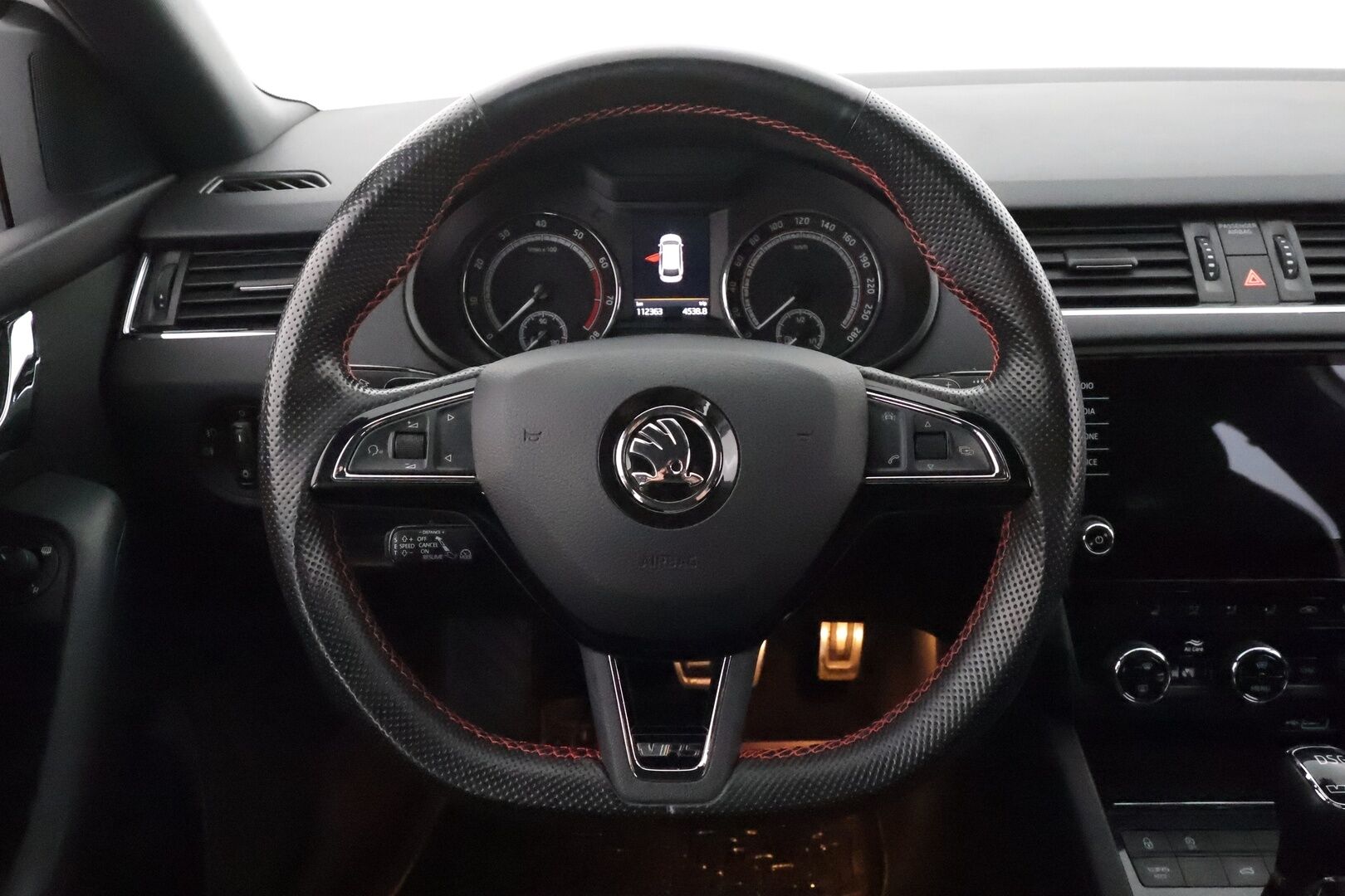 Skoda Octavia 2018 Combi 2,0 TSI RS DSG **Adapt. vakkari / Webasto / P.kamera / Keyless / Apple&Android**