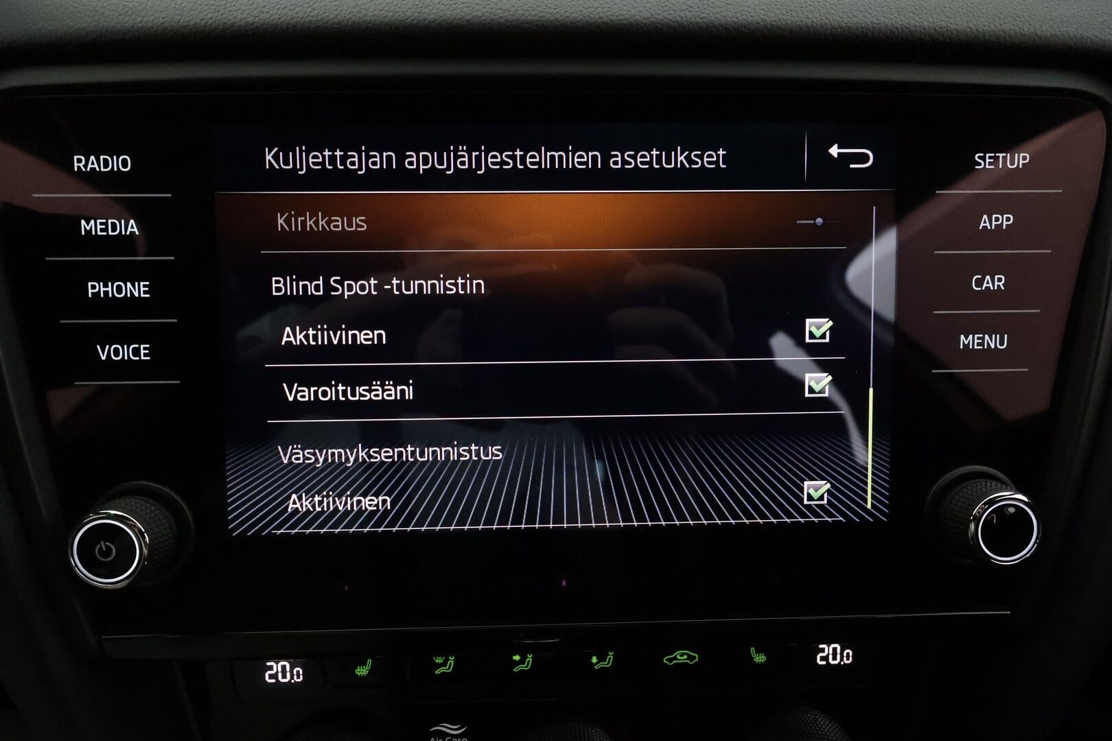 Skoda Octavia 2018 Combi 2,0 TSI RS DSG **Adapt. vakkari / Webasto / P.kamera / Keyless / Apple&Android**