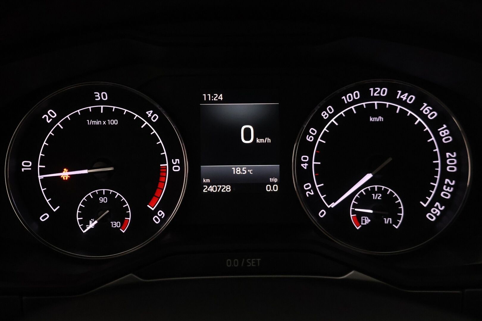 Skoda Superb 2018 2,0 TDI 150 Ambition BusinessLine - Adapt. vakkari | Webasto | Läm. tuulilasi | Carplay | Koukku | 2x renkaat