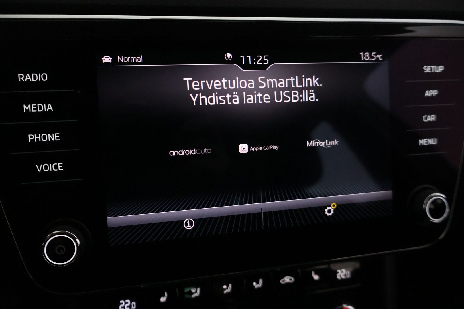 Skoda Superb 2018 2,0 TDI 150 Ambition BusinessLine - Adapt. vakkari | Webasto | Läm. tuulilasi | Carplay | Koukku | 2x renkaat