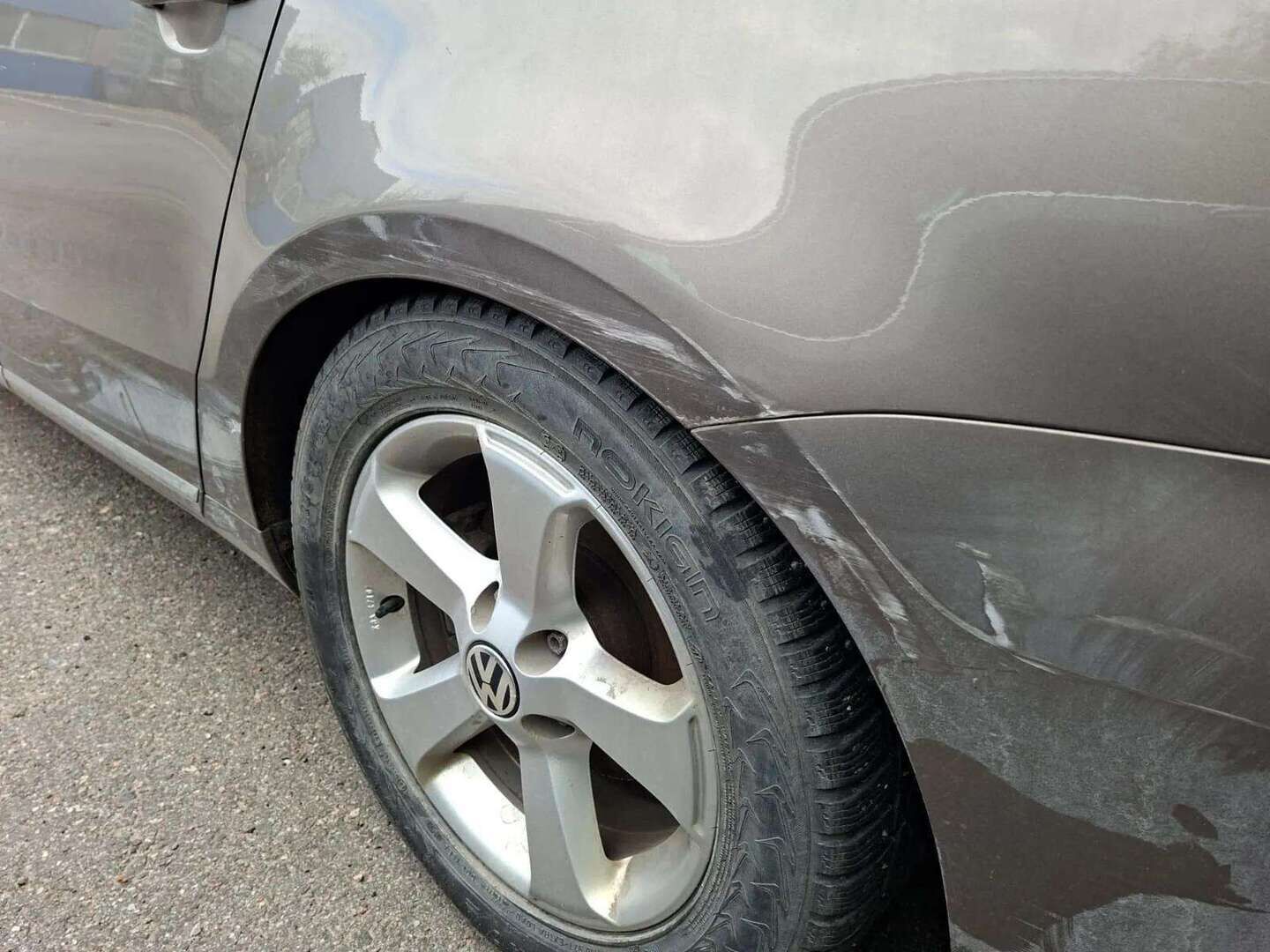 Volkswagen Passat 2011 Sedan Comfortline 1,4 TSI MultiFuel 118 kW (160 hv) DSG-automaatti - | Myydään Huutokaupat.comissa | Vakionopeudensäädin | Osittain sähkösäätöinen kuljettajan istuin | Automaattinen ilmastointi | Sähkökäyttöiset ikkunat |