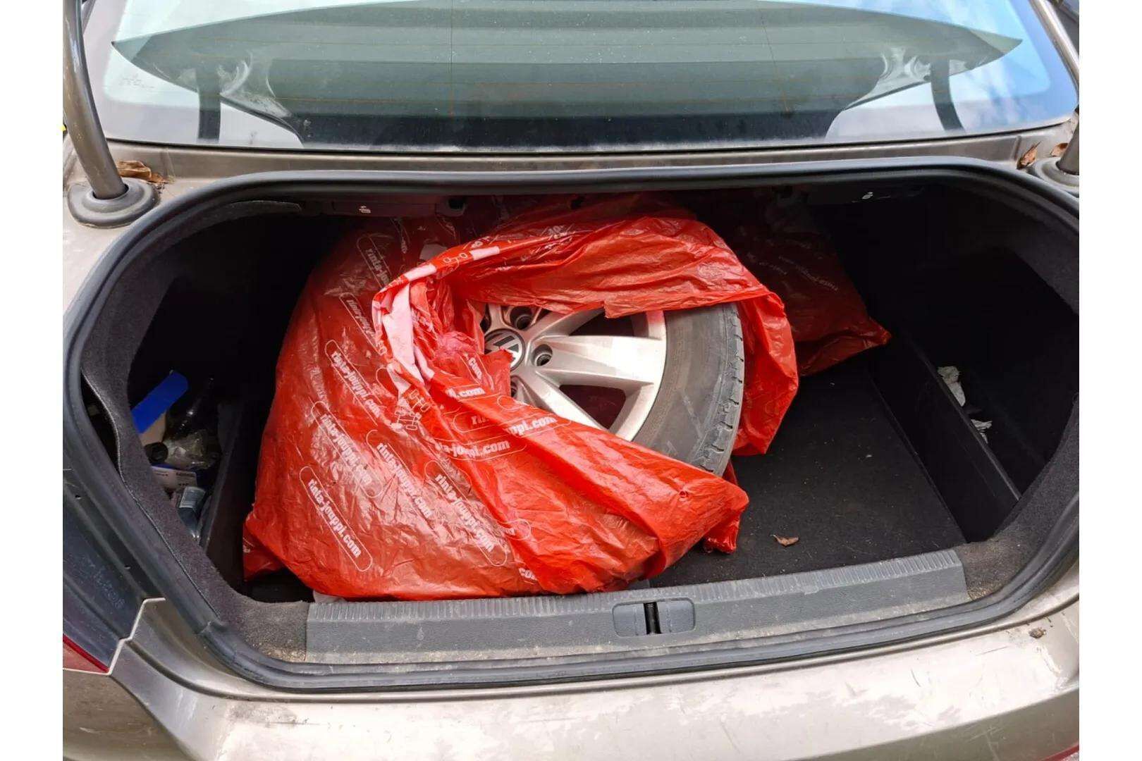Volkswagen Passat 2011 Sedan Comfortline 1,4 TSI MultiFuel 118 kW (160 hv) DSG-automaatti - | Myydään Huutokaupat.comissa | Vakionopeudensäädin | Osittain sähkösäätöinen kuljettajan istuin | Automaattinen ilmastointi | Sähkökäyttöiset ikkunat |