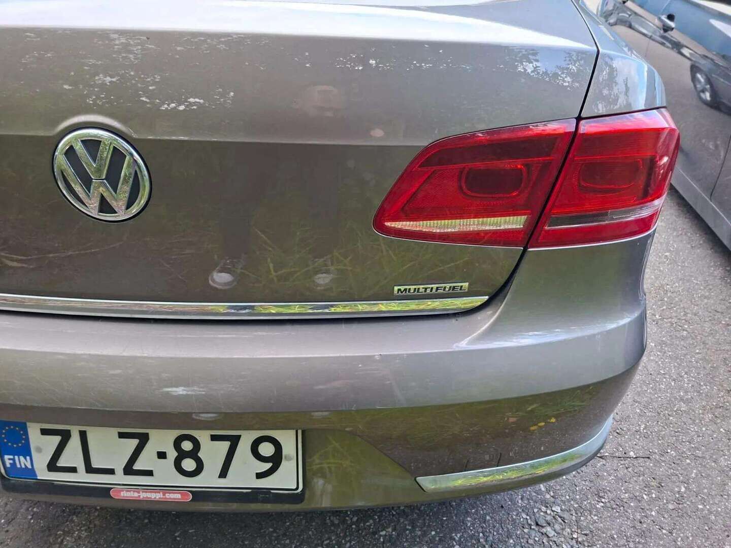 Volkswagen Passat 2011 Sedan Comfortline 1,4 TSI MultiFuel 118 kW (160 hv) DSG-automaatti - | Myydään Huutokaupat.comissa | Vakionopeudensäädin | Osittain sähkösäätöinen kuljettajan istuin | Automaattinen ilmastointi | Sähkökäyttöiset ikkunat |