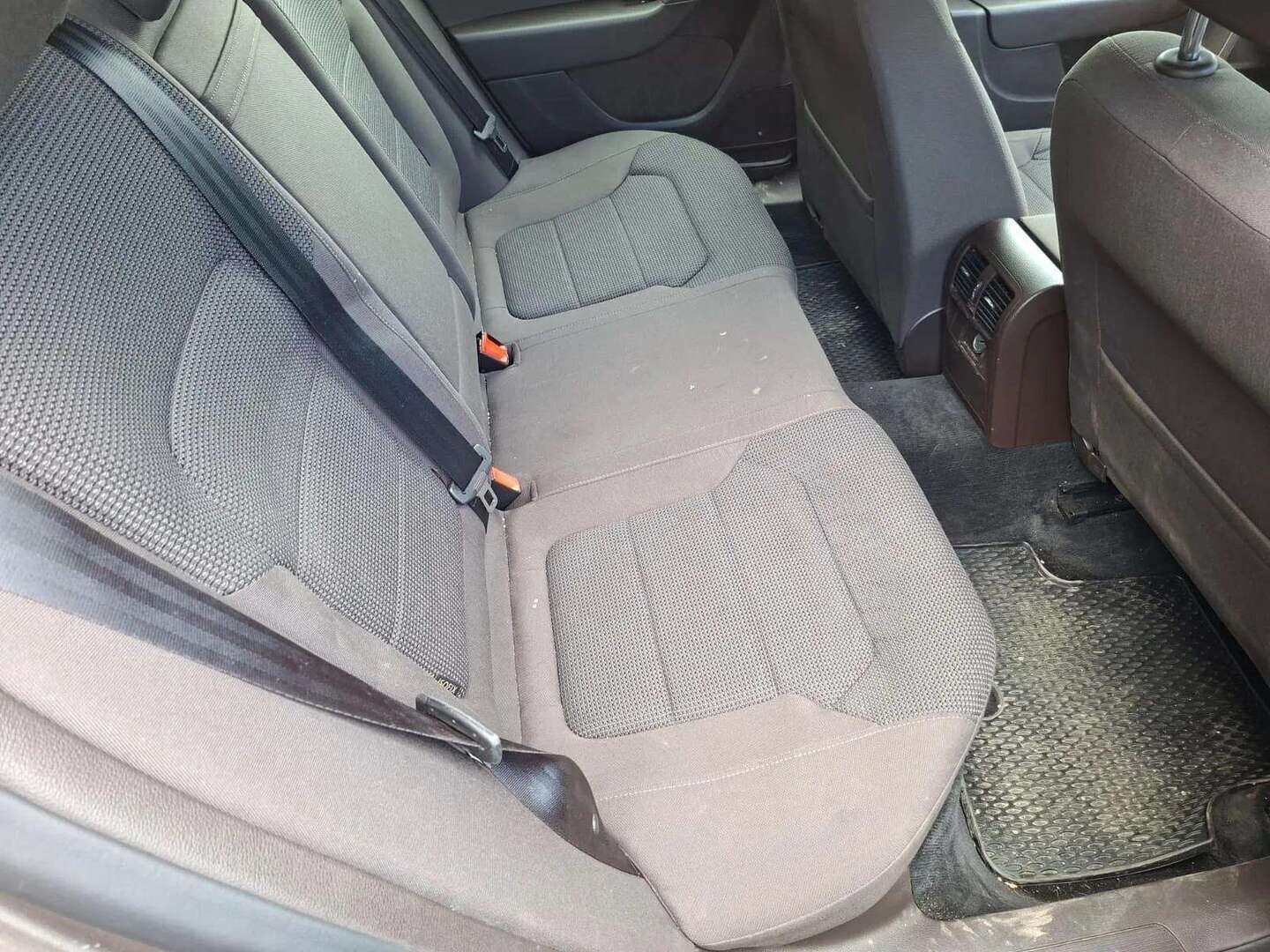 Volkswagen Passat 2011 Sedan Comfortline 1,4 TSI MultiFuel 118 kW (160 hv) DSG-automaatti - | Myydään Huutokaupat.comissa | Vakionopeudensäädin | Osittain sähkösäätöinen kuljettajan istuin | Automaattinen ilmastointi | Sähkökäyttöiset ikkunat |