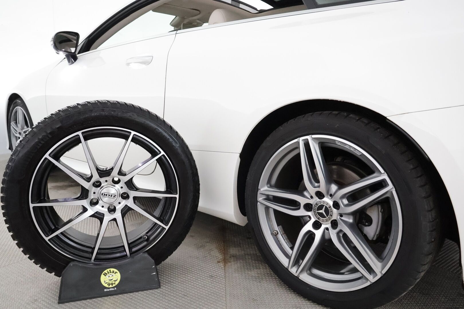 Mercedes-Benz E 2018 220 d A Coupé Business AMG **Burmester / Widescreen / Panorama / 360° / Muistipenkit / HUD / Lohkolämmitin** - 1-Om Suomi-auto / Kovilla varusteilla! / Kahdet renkaat aluvanteilla 