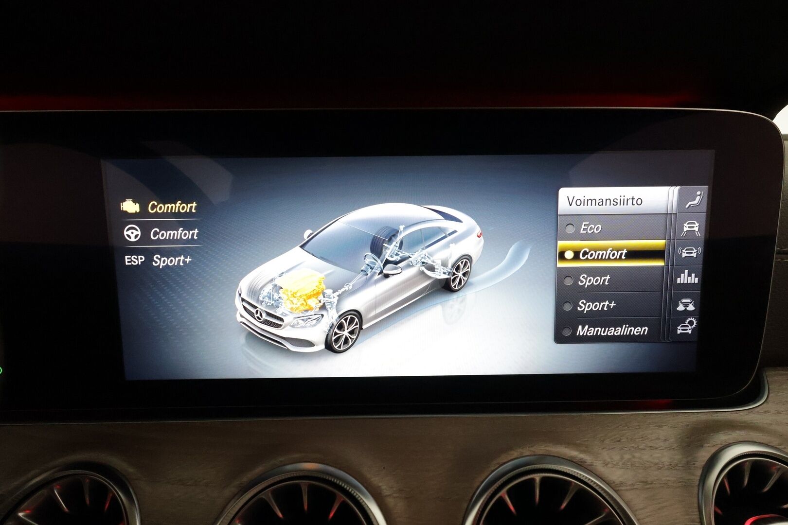 Mercedes-Benz E 2018 220 d A Coupé Business AMG **Burmester / Widescreen / Panorama / 360° / Muistipenkit / HUD / Lohkolämmitin** - 1.Om Suomi-auto / Kahdet renkaat aluvanteilla