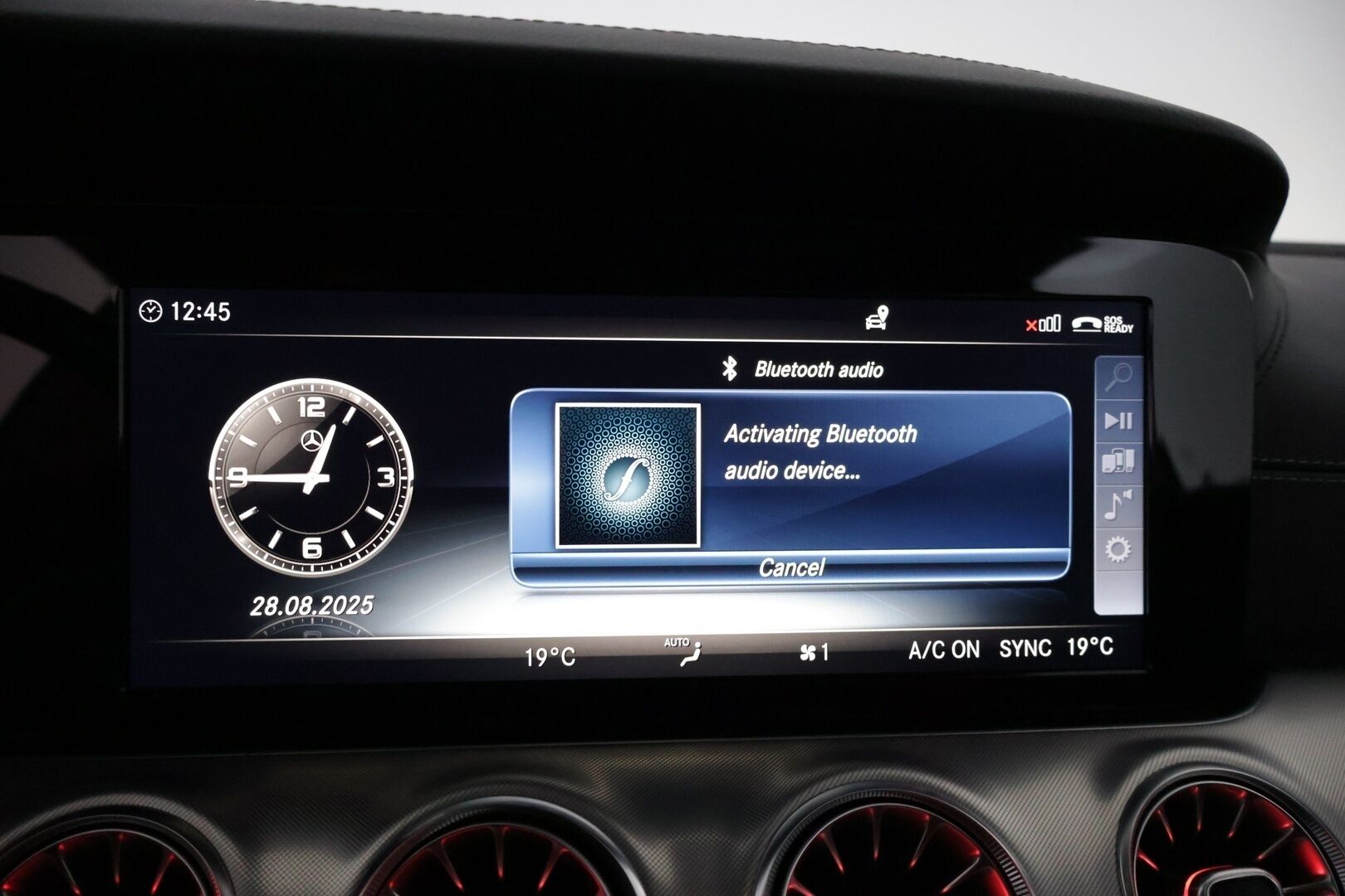 Mercedes-Benz E 2019 220 d 4Matic A Coupé Business AMG **Webasto / Burmester / Muistipenkit / Kessy / Lasikattoluukku / Multibeam LED / 360° / Navi** - Suomi-auto / Kahdet renkaat aluvanteilla / Puna-mustat nahat