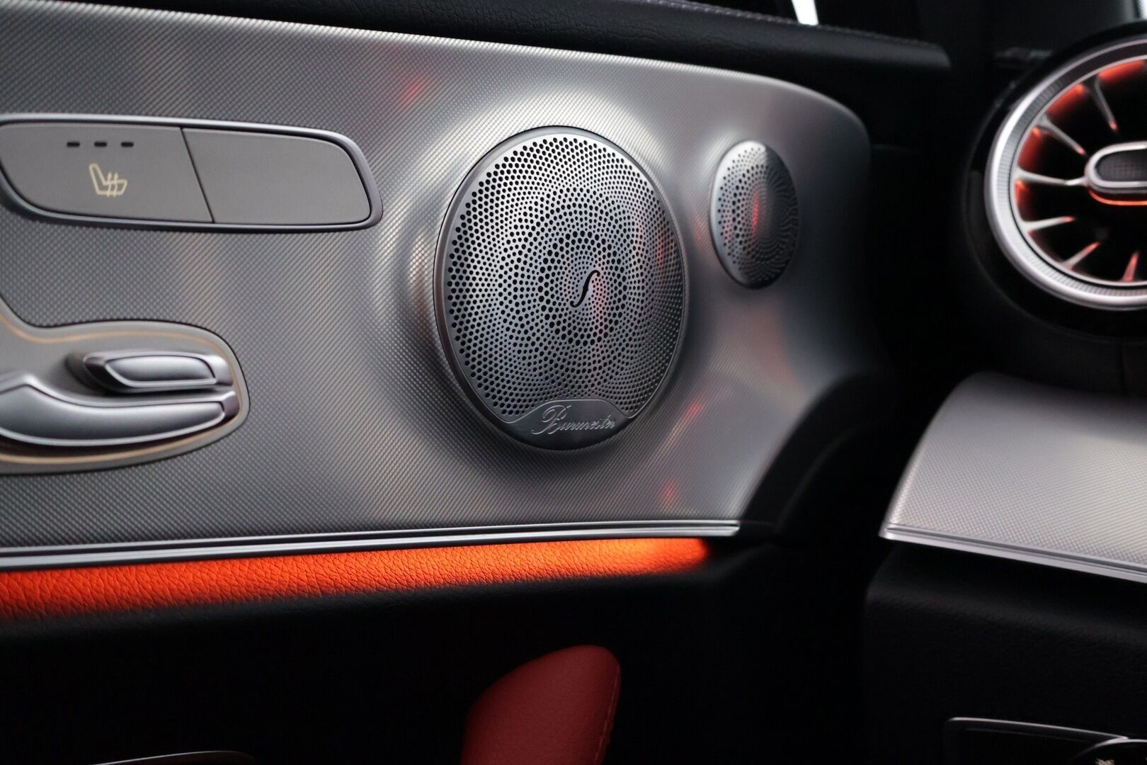 Mercedes-Benz E 2019 220 d 4Matic A Coupé Business AMG **Webasto / Burmester / Muistipenkit / Kessy / Lasikattoluukku / Multibeam LED / 360° / Navi** - Suomi-auto / Kahdet renkaat aluvanteilla / Puna-mustat nahat