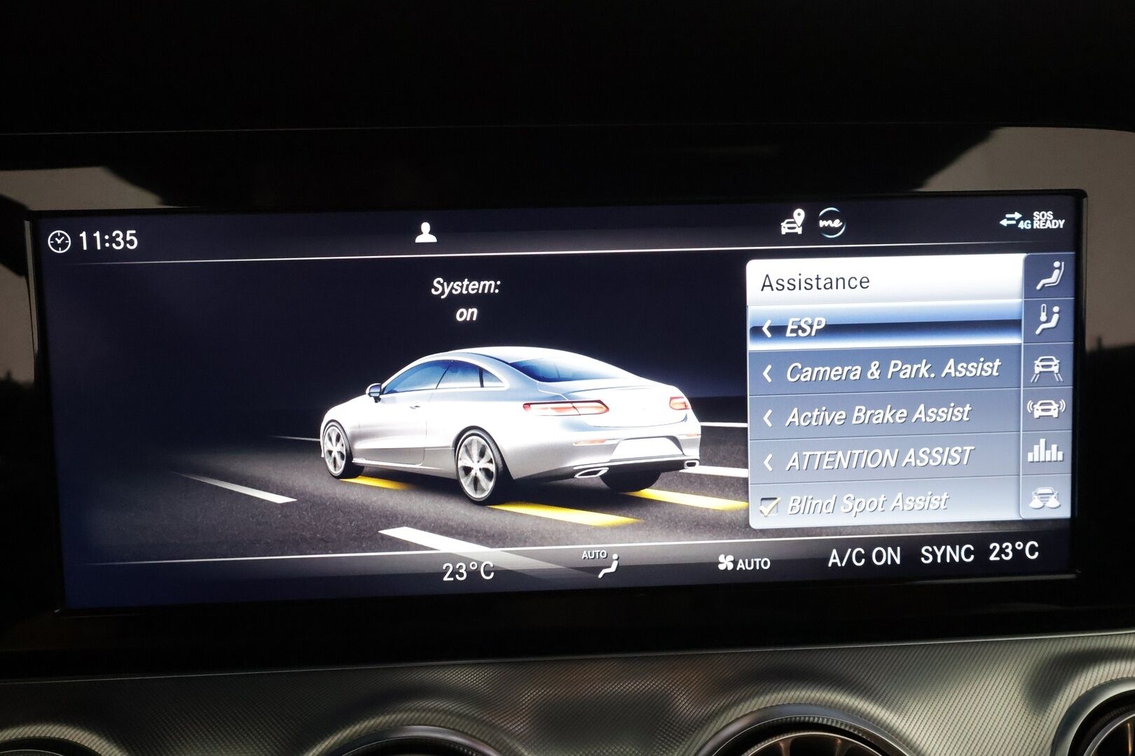 Mercedes-Benz E 2018 220 d 4Matic A Coupé Business AMG **Burmester / Muistipenkit / Lasikattoluukku / Multibeam LED / 360° / Navi** - 3,99 % KORKOTARJOUS TÄHÄN AUTOON - Suomi-auto / Kahdet renkaat aluvanteilla / Webasto / Puna-mustat nahat