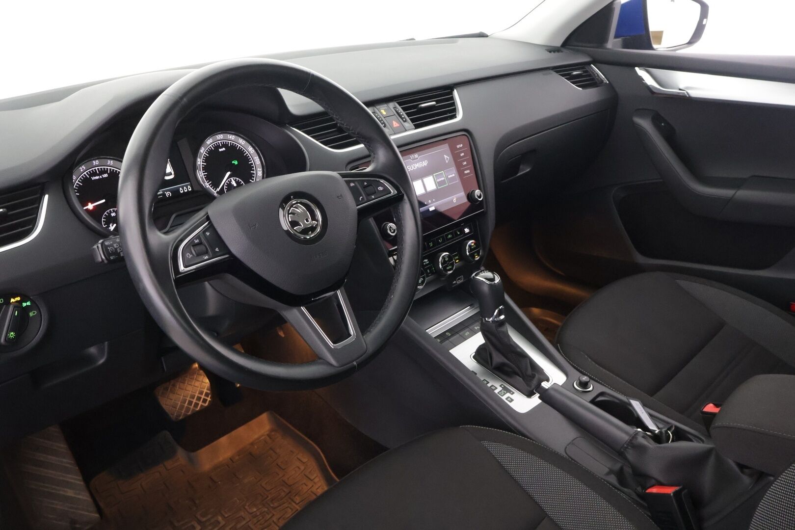 Skoda Octavia 2018 Combi 2,0 TDI 150 Ambition DSG Autom. */ 2.om Suomi-auto / Webasto / Vakkari / Läm. tuulilasi / Carplay / 2x renkaat /* - Hihna tehty 12/24 / Siisti yksilö / 2x renkaat