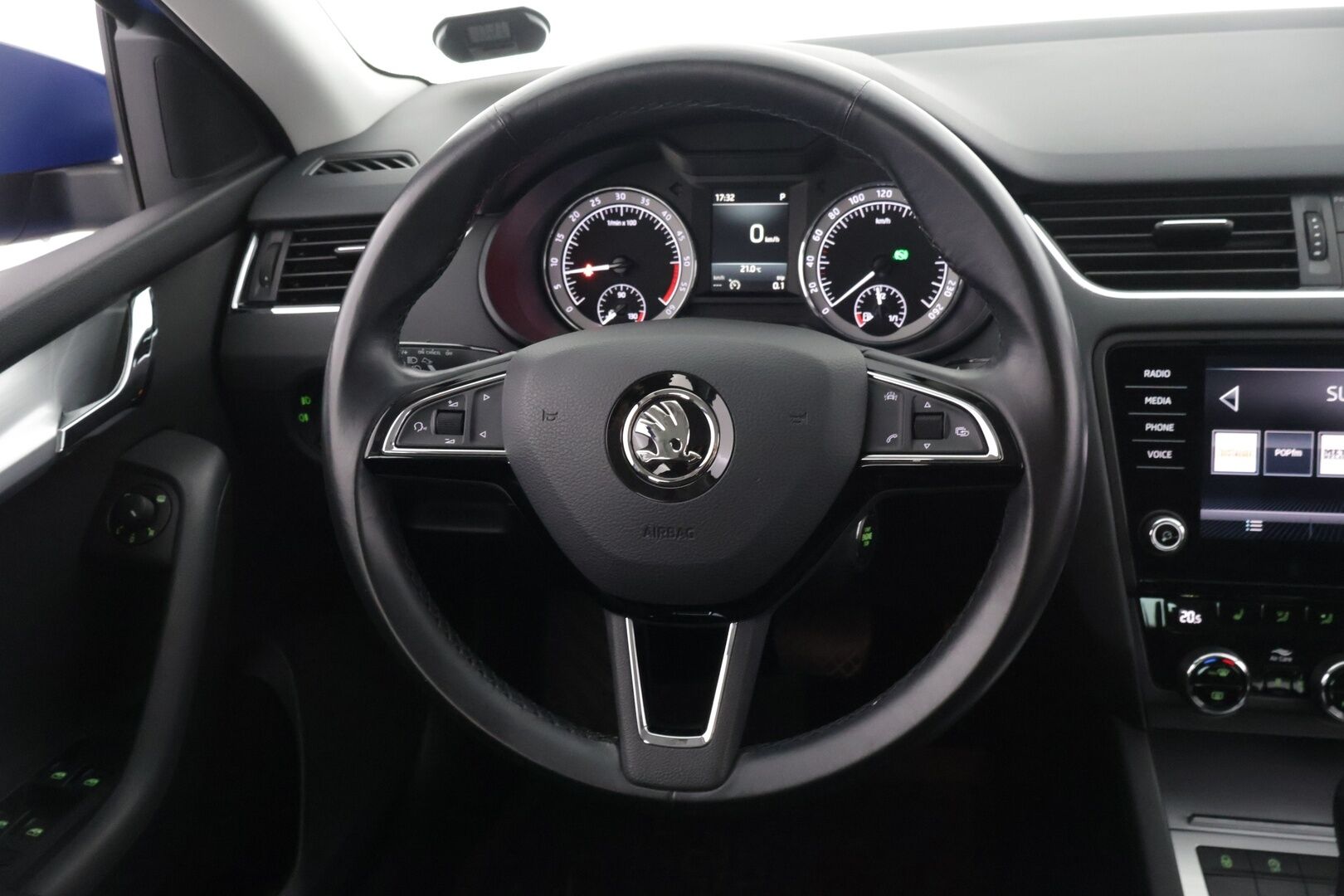 Skoda Octavia 2018 Combi 2,0 TDI 150 Ambition DSG Autom. */ 2.om Suomi-auto / Webasto / Vakkari / Läm. tuulilasi / Carplay / 2x renkaat /* - Hihna tehty 12/24 / Siisti yksilö / 2x renkaat
