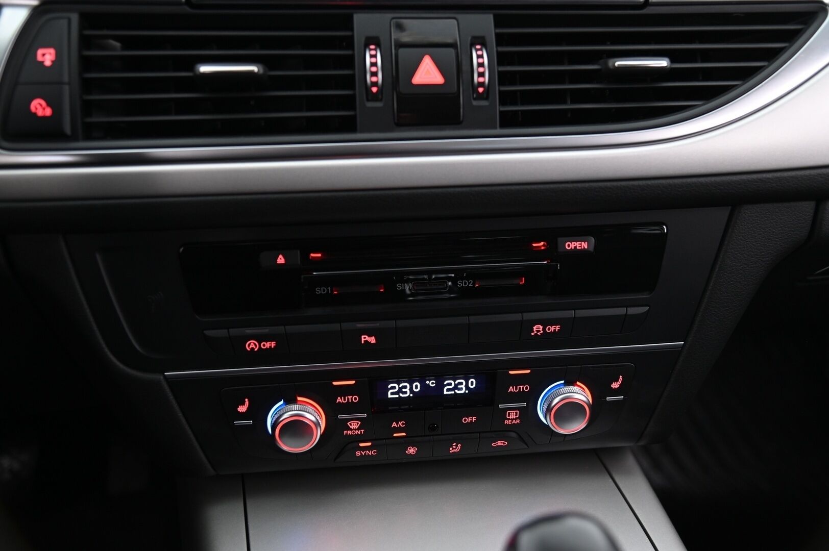Audi A6 2018 Avant S-line Business Sport 2,0 TDI 140 kW quattro - S-Line | Webasto | Navi | P.kamera | vetokoukku | Juuri katsastettu | 2x renkaat&vanteet