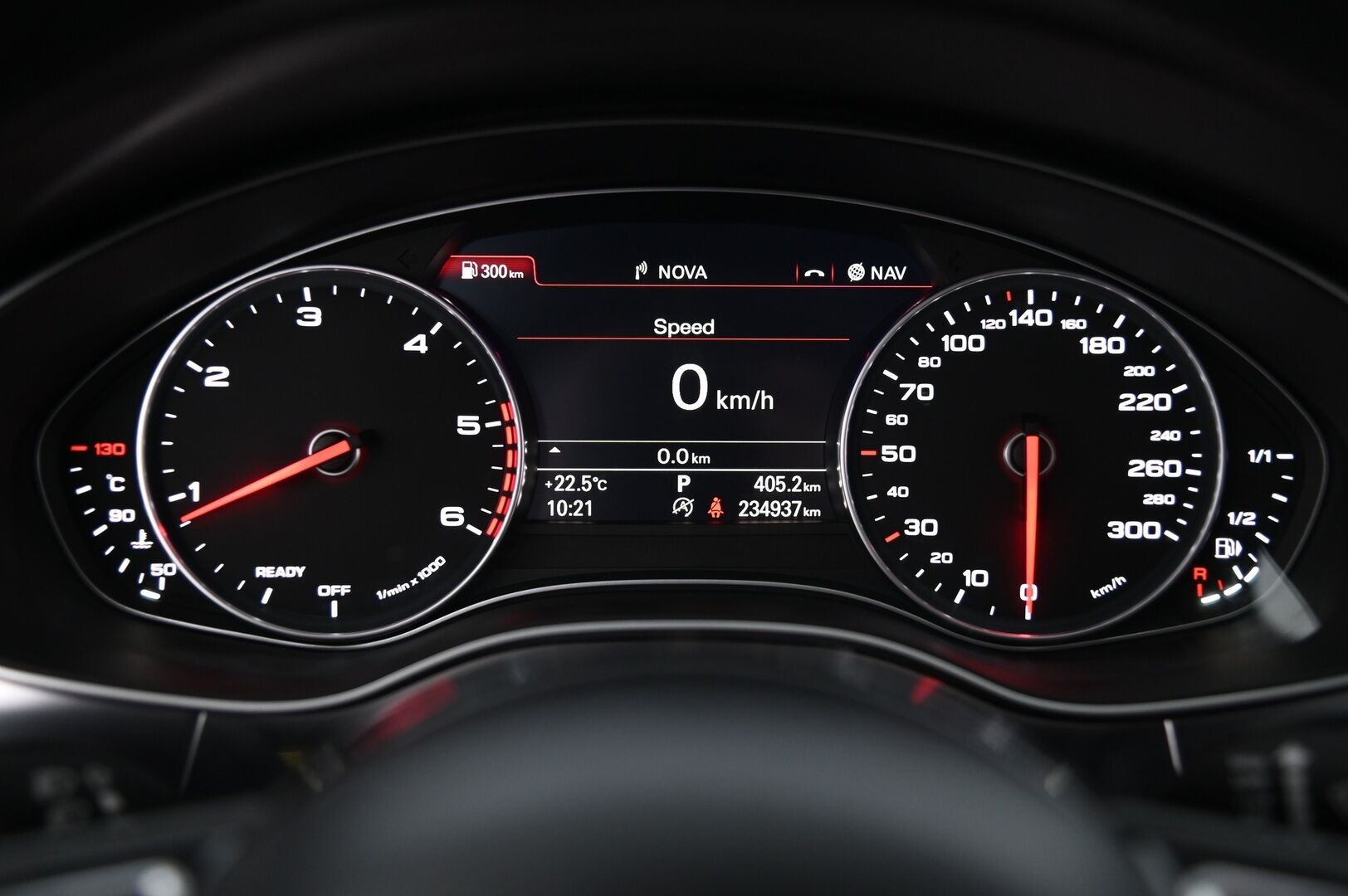Audi A6 2018 Avant S line Business Sport 2,0 TDI 140 kW quattro*Webasto / Navi / P.kamera* - *S-Line / vetokoukku / 2x renkaat&vanteet*
