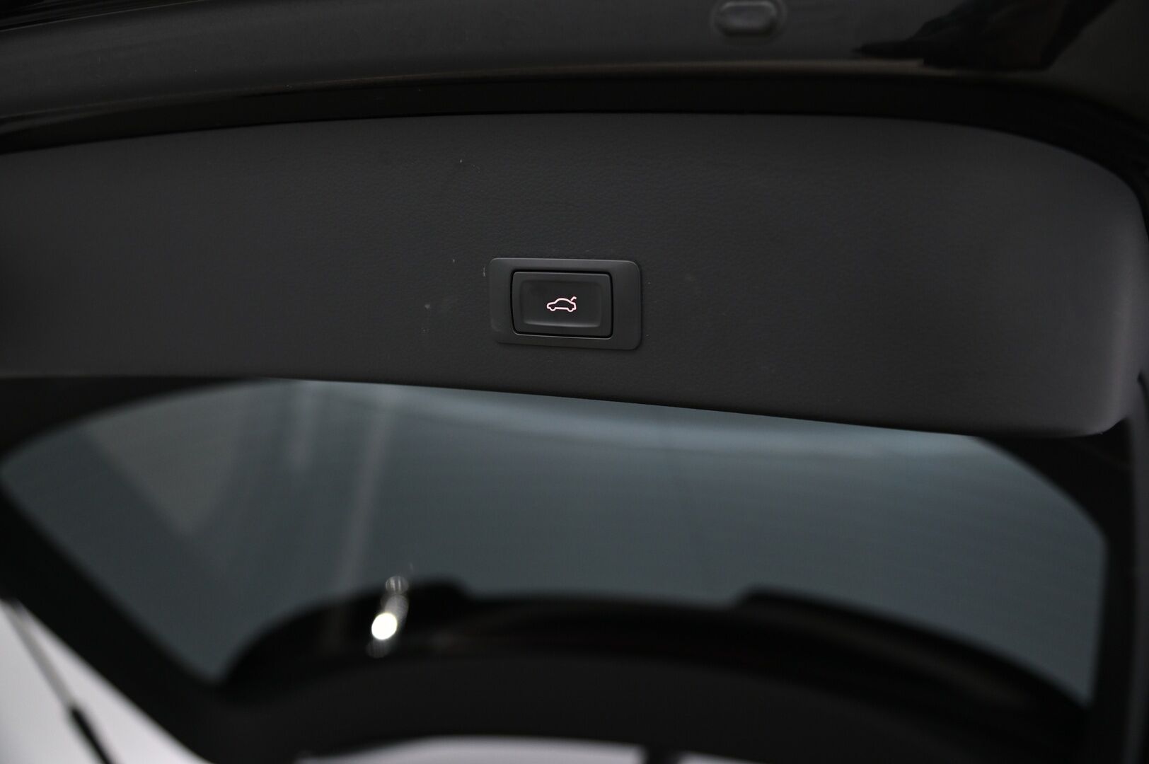 Audi A6 2018 Avant S line Business Sport 2,0 TDI 140 kW quattro*Webasto / Navi / P.kamera* - *S-Line / vetokoukku / 2x renkaat&vanteet* - HULLUT AVAJAISHULINAT KORKOTARJOUS 3,29 %